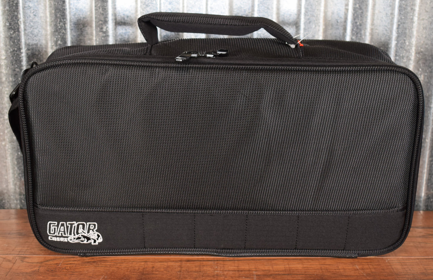 Gator GPB-LAK-WH Small Aluminum Guitar Effect Pedalboard & Bag White