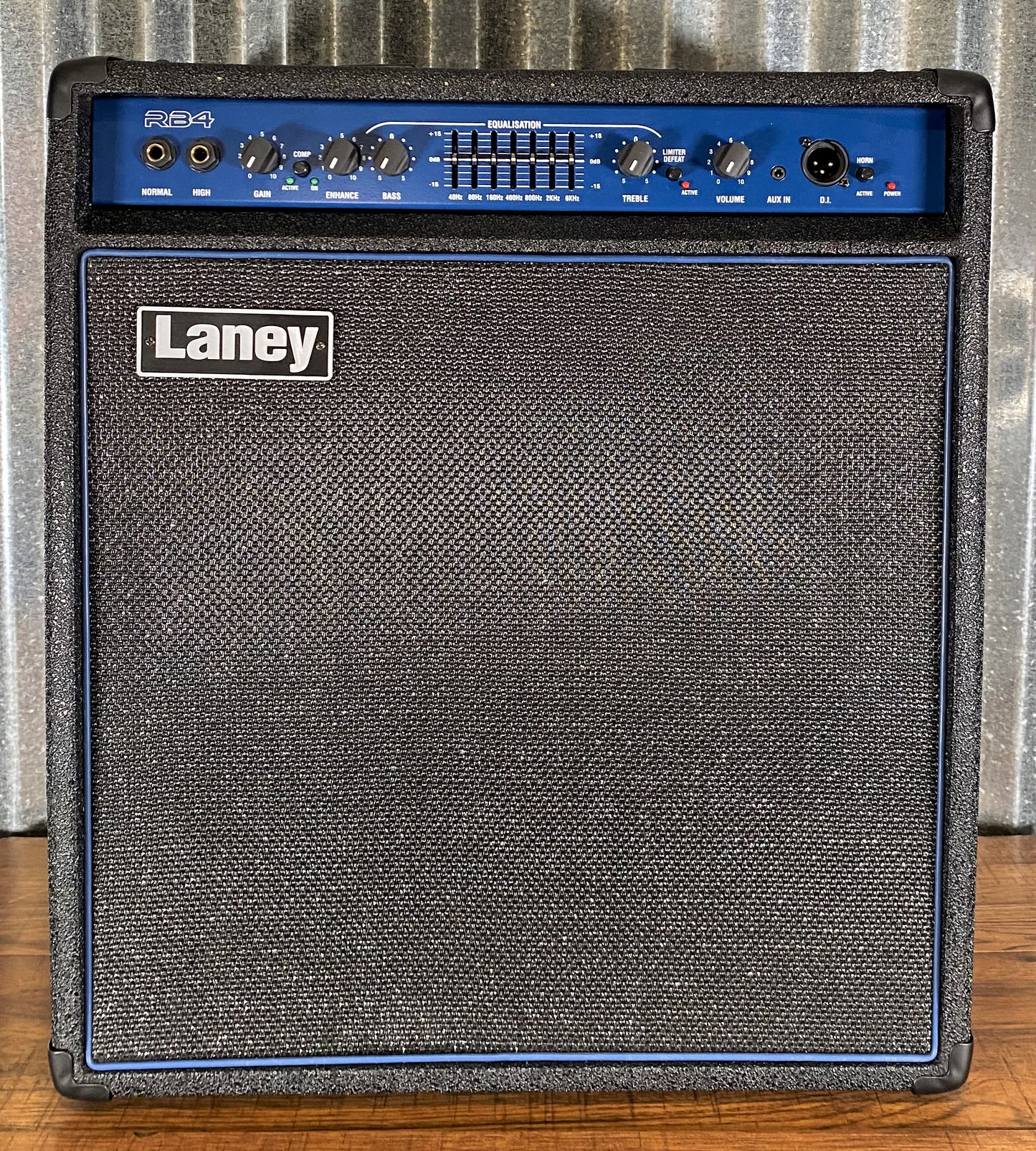 Laney RB4 165 Watts 1x15" HF Horn Bass Guitar Combo Amplifier