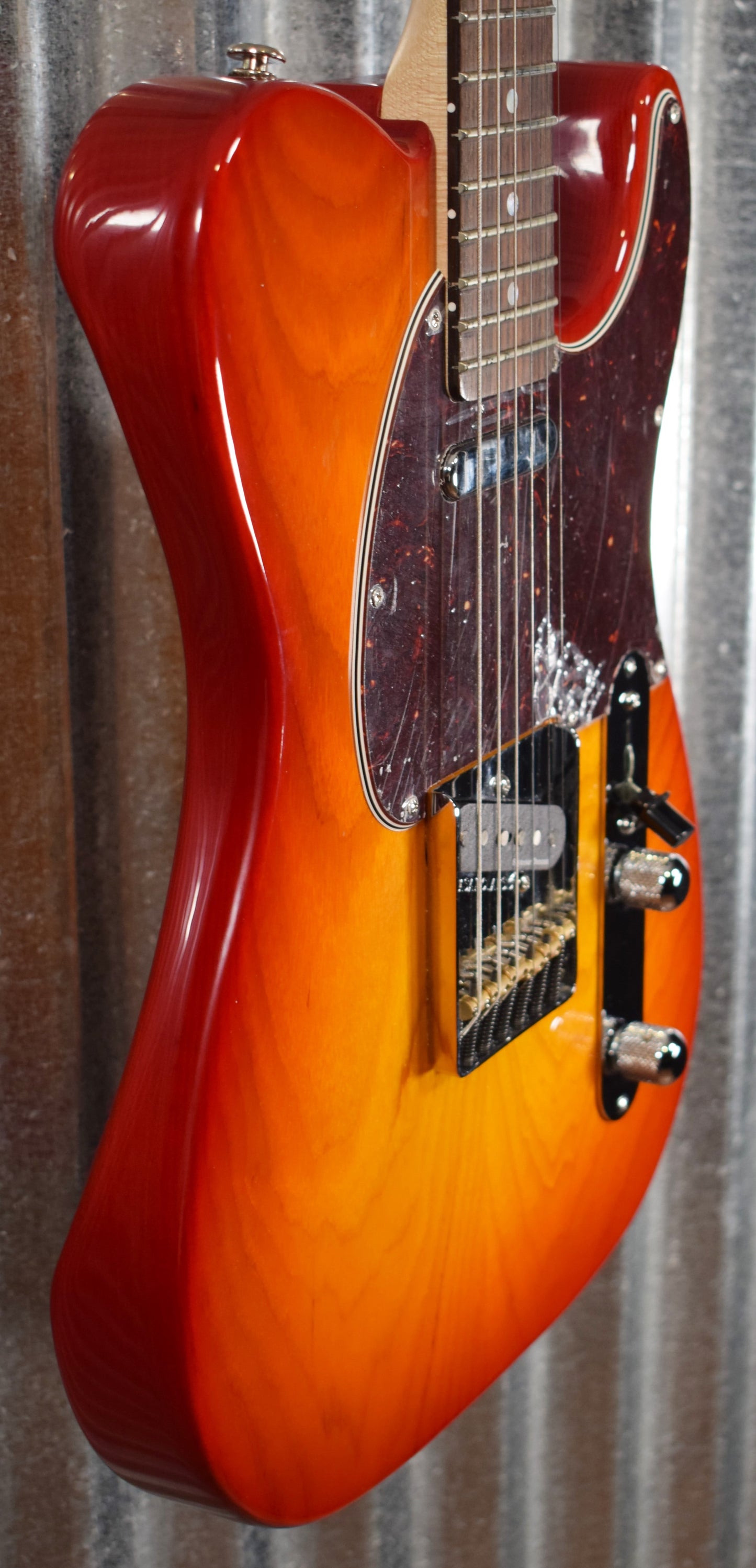 G&L Guitars USA ASAT Classic Cherryburst Electric Guitar & Case 2016 #7883 Used