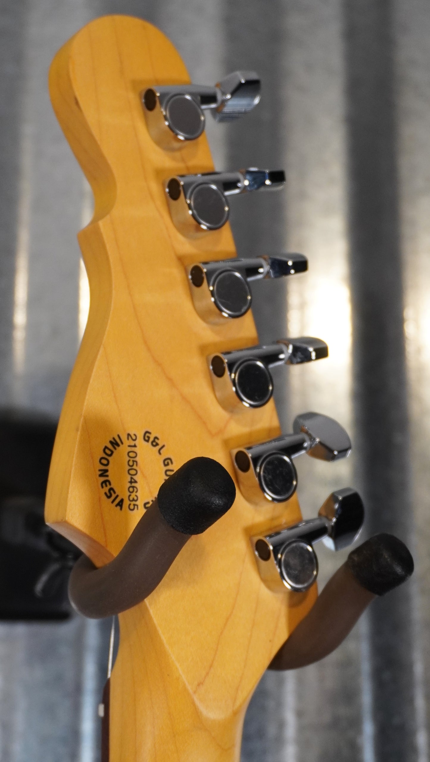 G&L Tribute Legacy 3-Tone Sunburst Guitar Sassafras #4635 Used