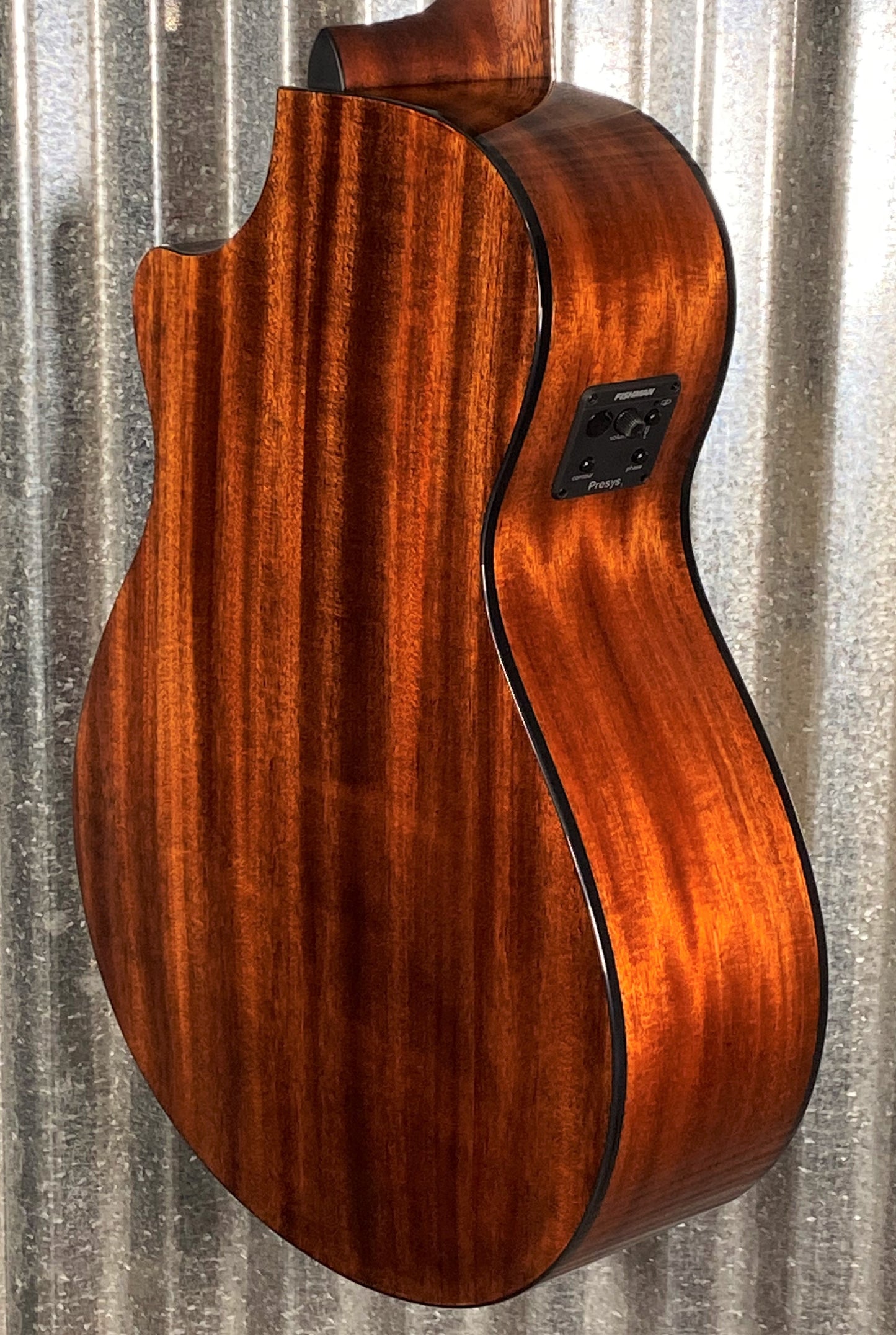 Breedlove Discovery S Concerto Edgeburst CE Spruce Acoustic Electric Guitar DSCO44CEEUAM #6701