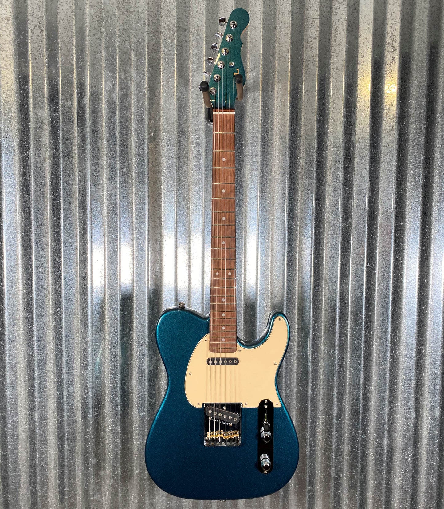 G&L USA 2023 Custom ASAT Classic Emerald Blue Metallic Guitar & Bag #1206 Used