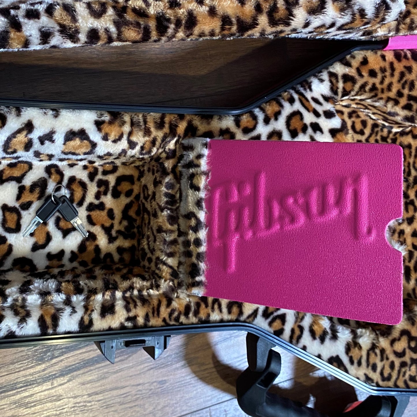 Gibson by Gator TSA Billie Joe Armstrong Pink Leopard Les Paul Junior Guitar Case Used