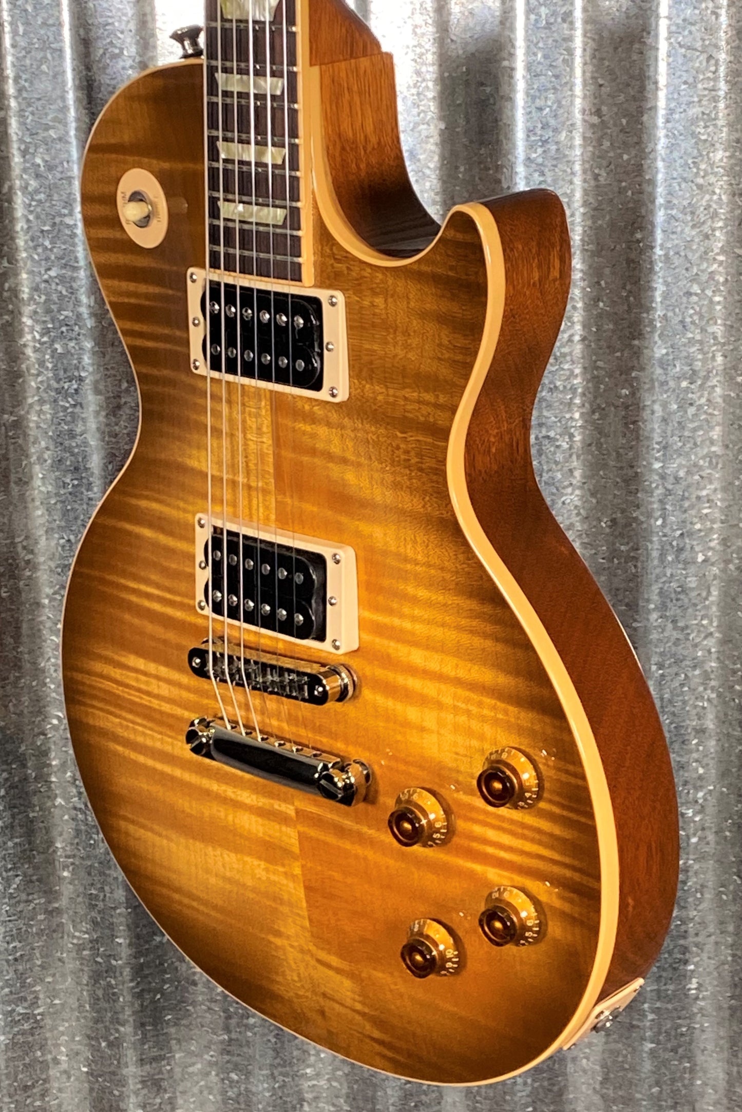 Gibson USA 2007 Les Paul Classic Antique Honeyburst Guitar & Case #1442 Used