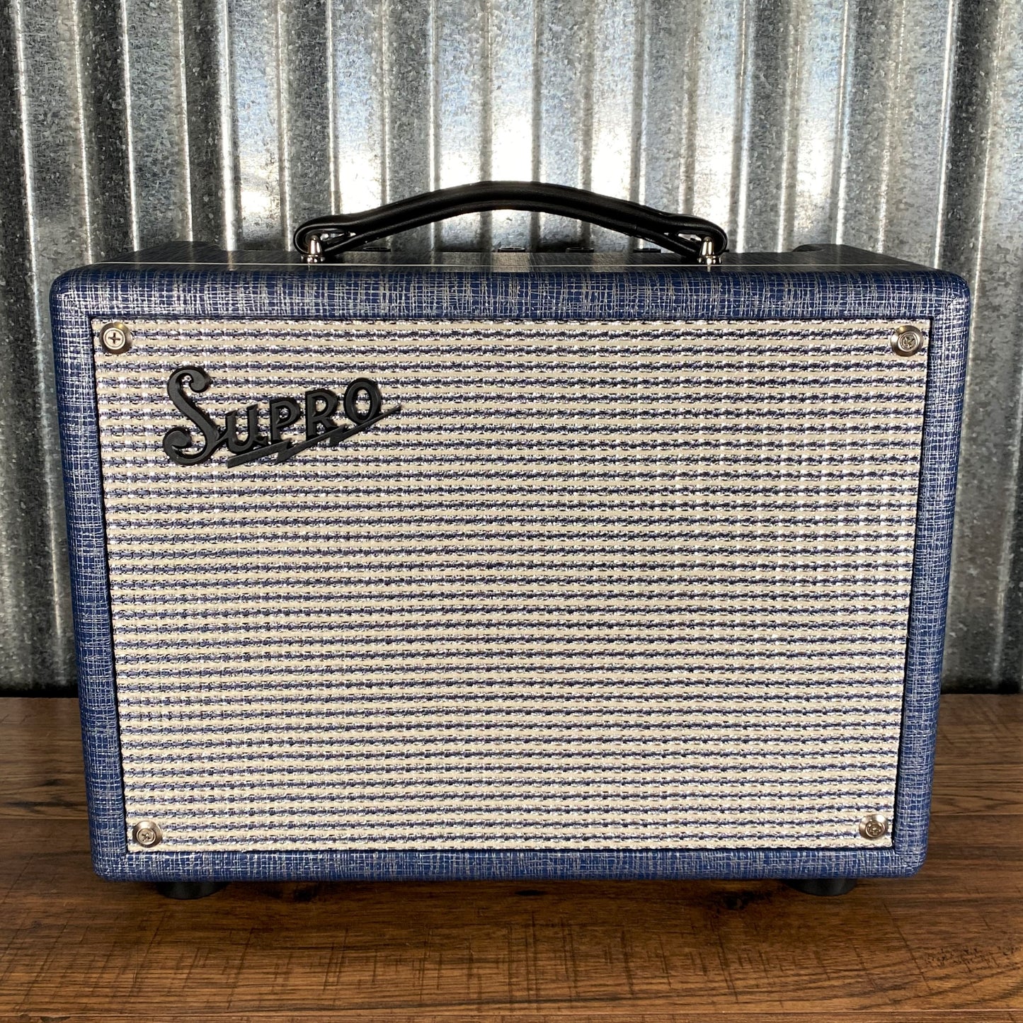 Supro 1605RJ '64 Reverb 8" Jenson 5 Watt All Tube Guitar Amplifier Combo