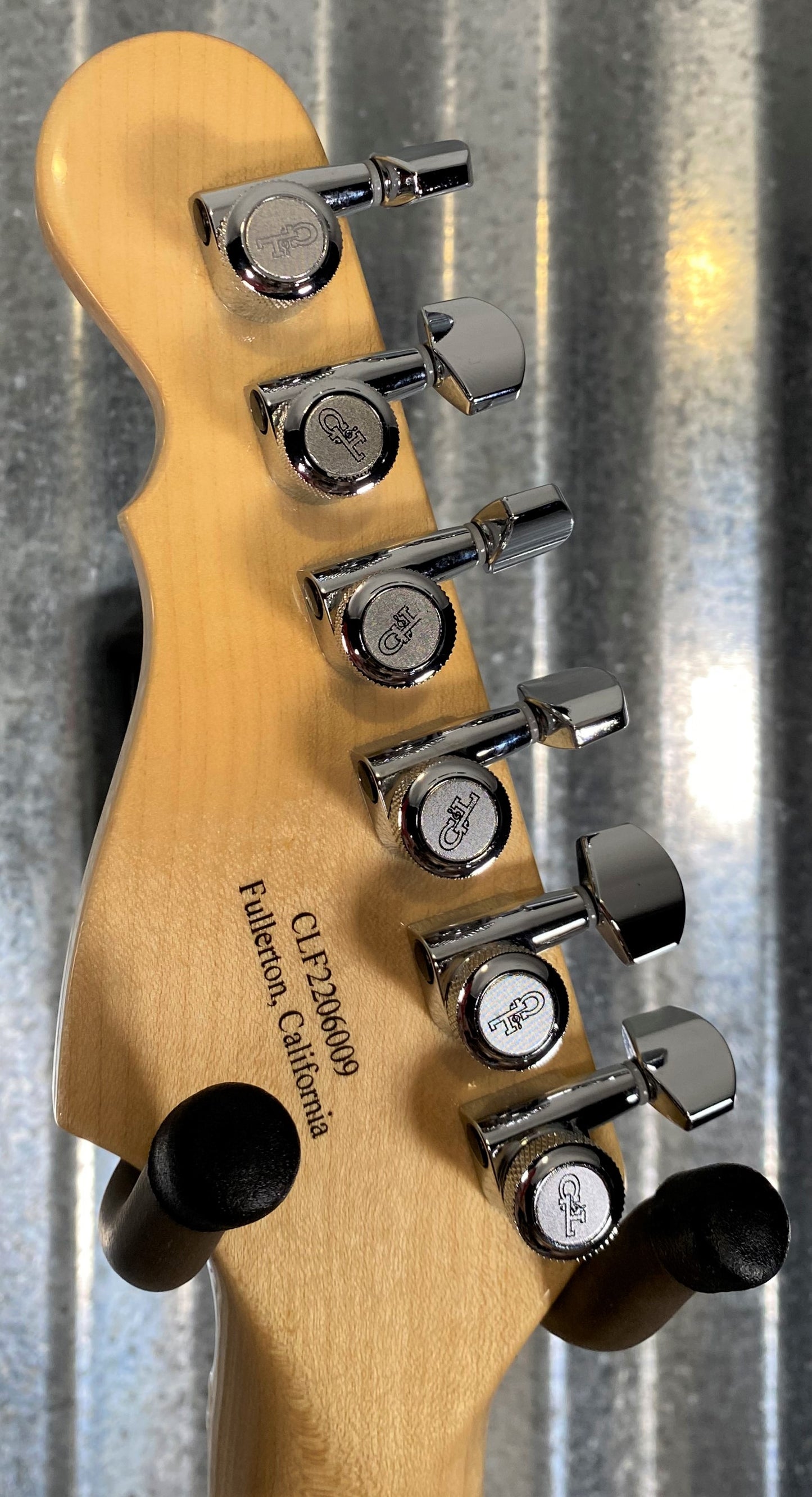 G&L USA S-500 2 Tone Sunburst Guitar & Case S500 #6009