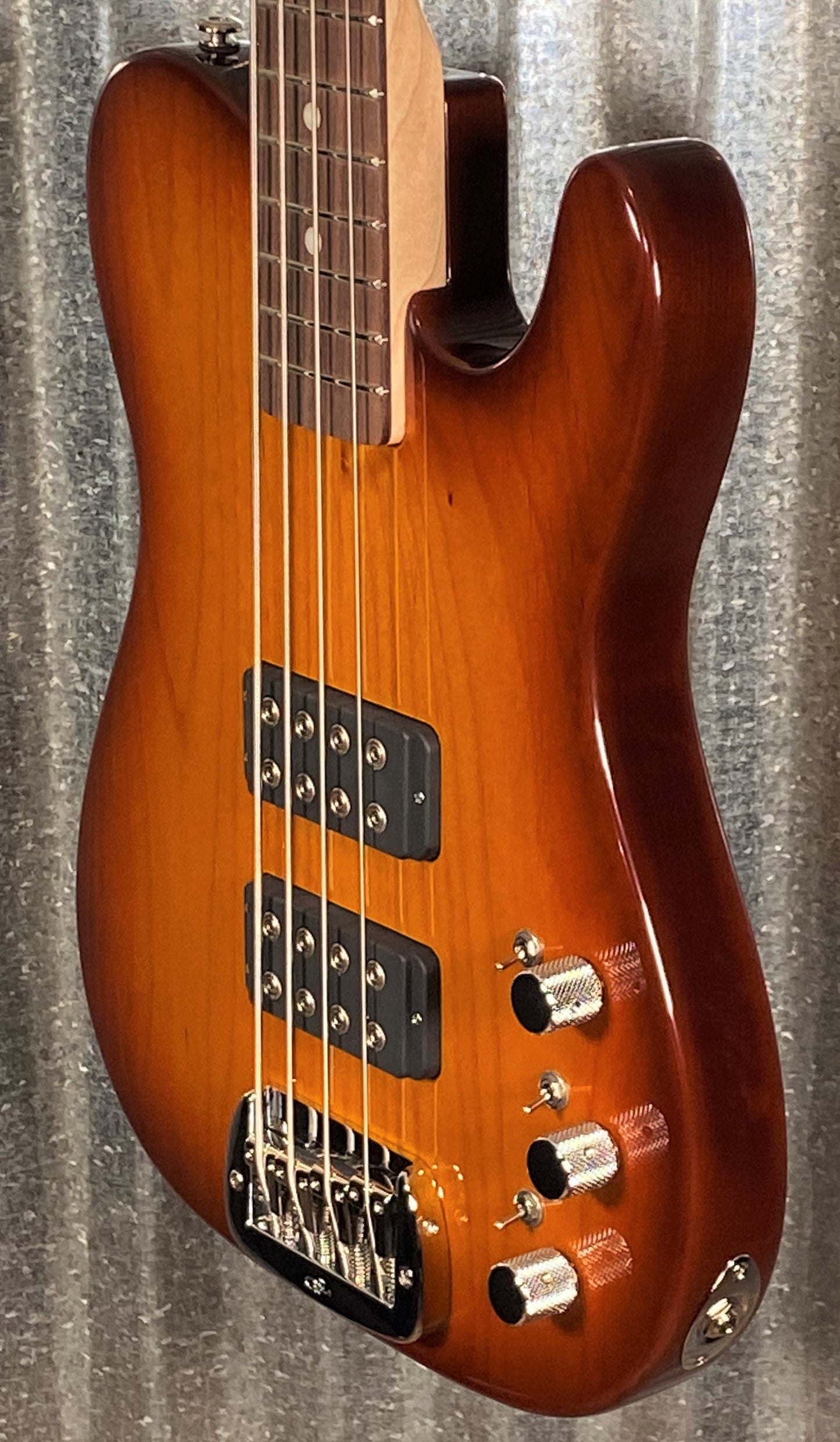 G&L USA ASAT Bass Old School Tobacco Sunburst 4 String Bass & Case #6007
