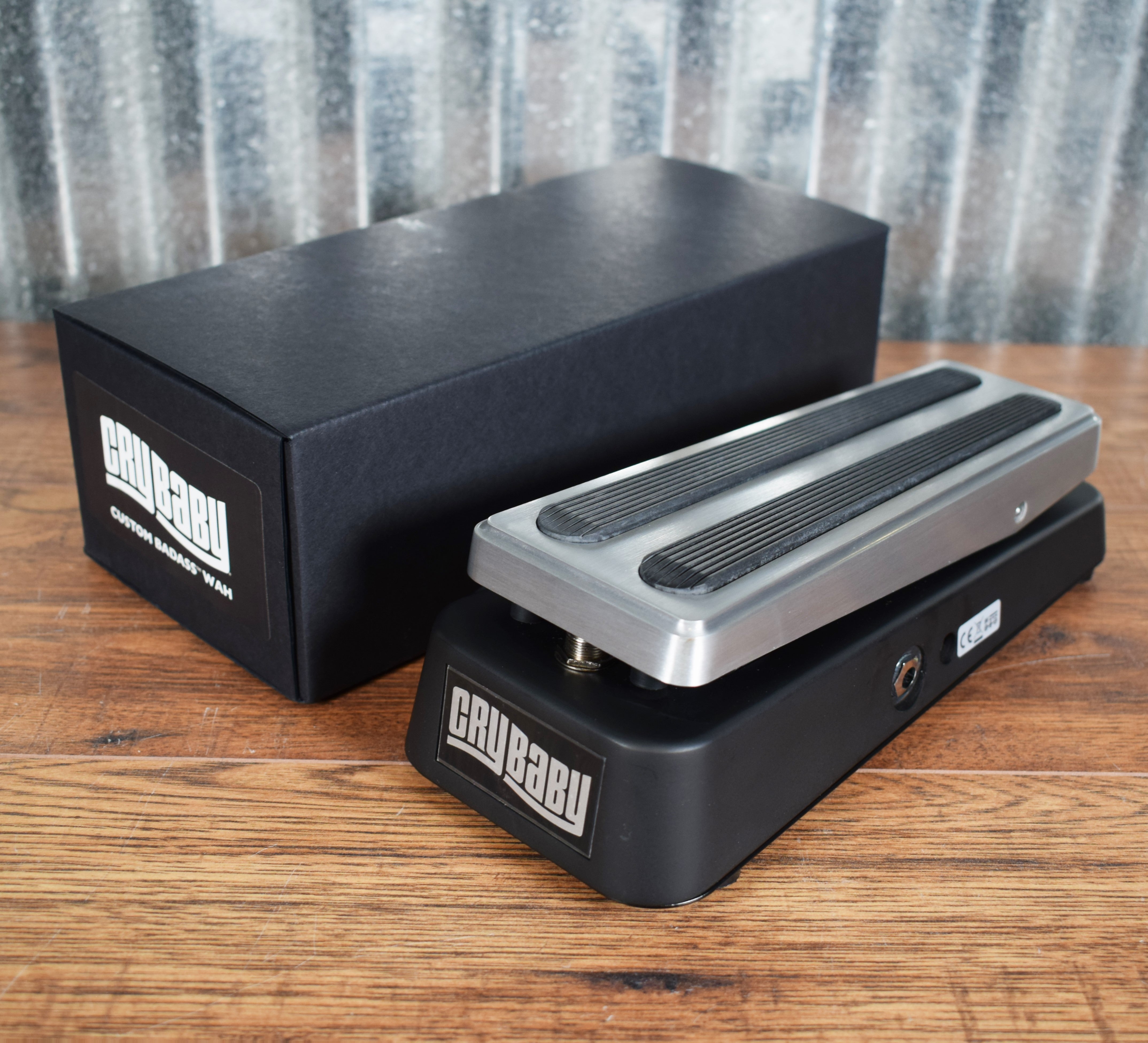 Dunlop GCB65 Cry Baby Custom Badass Dual Inductor Edition Wah