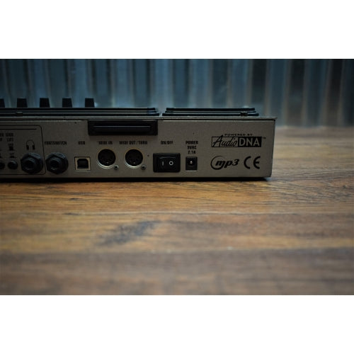 Digitech GNX4 Multi Effect Floorboard Guitar Effect Pedal with Power Supply & Manuals Used
