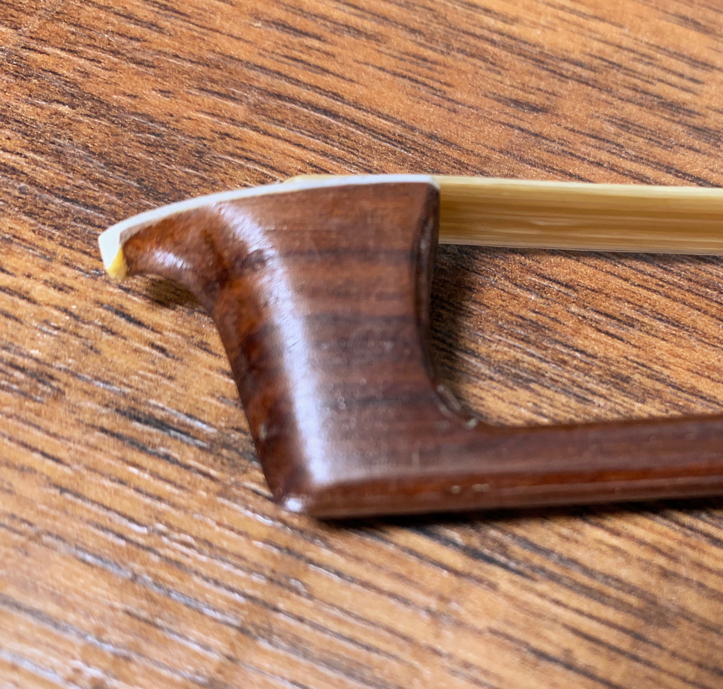 Becker 9242-44 Violin Bow Brazilwood Brown 4/4 Size