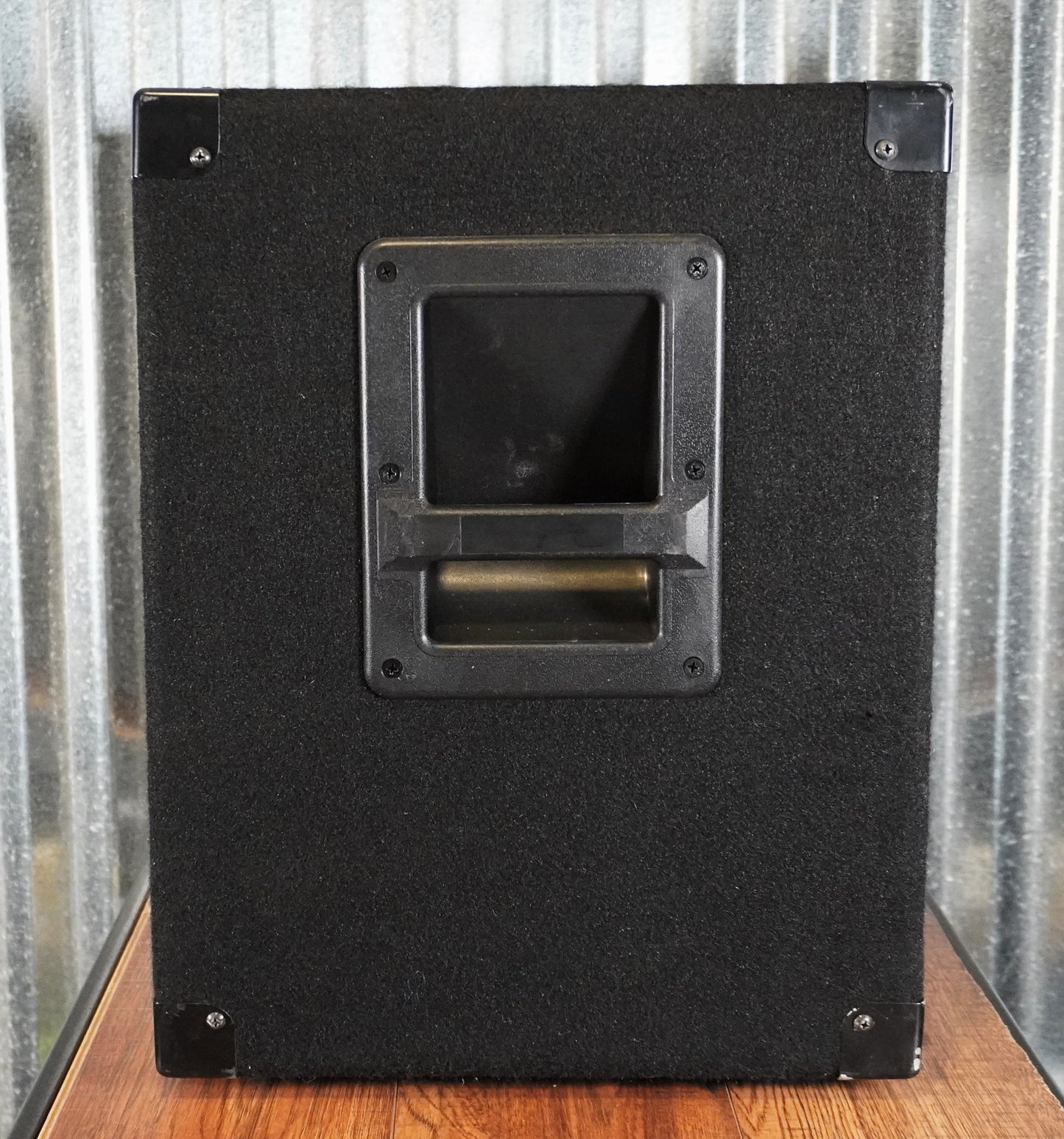 Seismic Audio SA-115 1x15" 300 Watt Bass Amplifier Speaker Cabinet Used