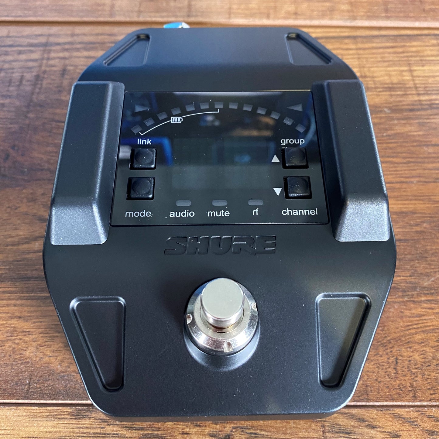 Shure GLXD16 Digital Guitar Wireless Pedal & Body Pack System GLXD16-Z2 Used