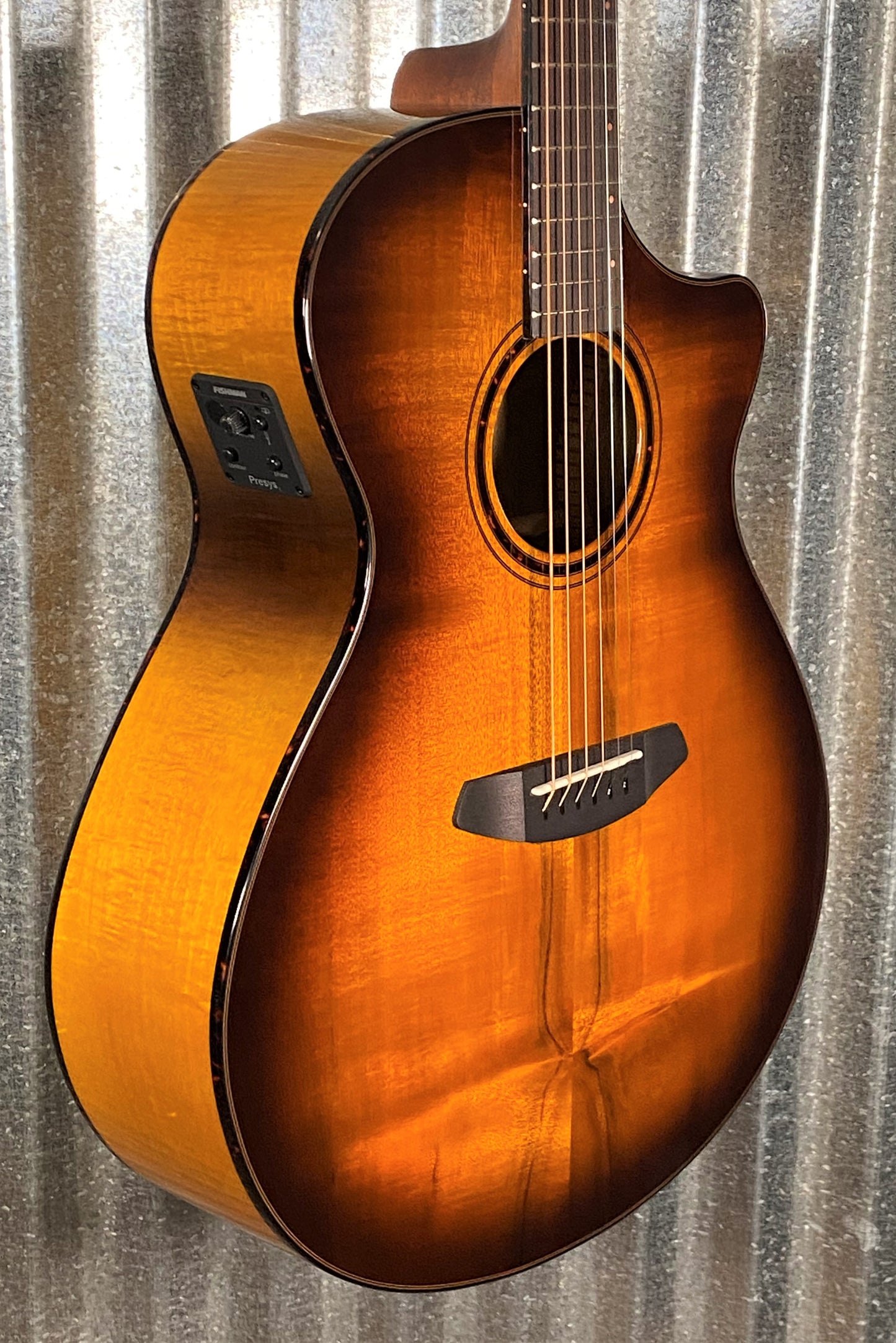 Breedlove Pursuit Exotic S Concerto Tiger's Eye CE Myrtlewood Acoustic Electric Guitar PSCO42CEMYMY #7108