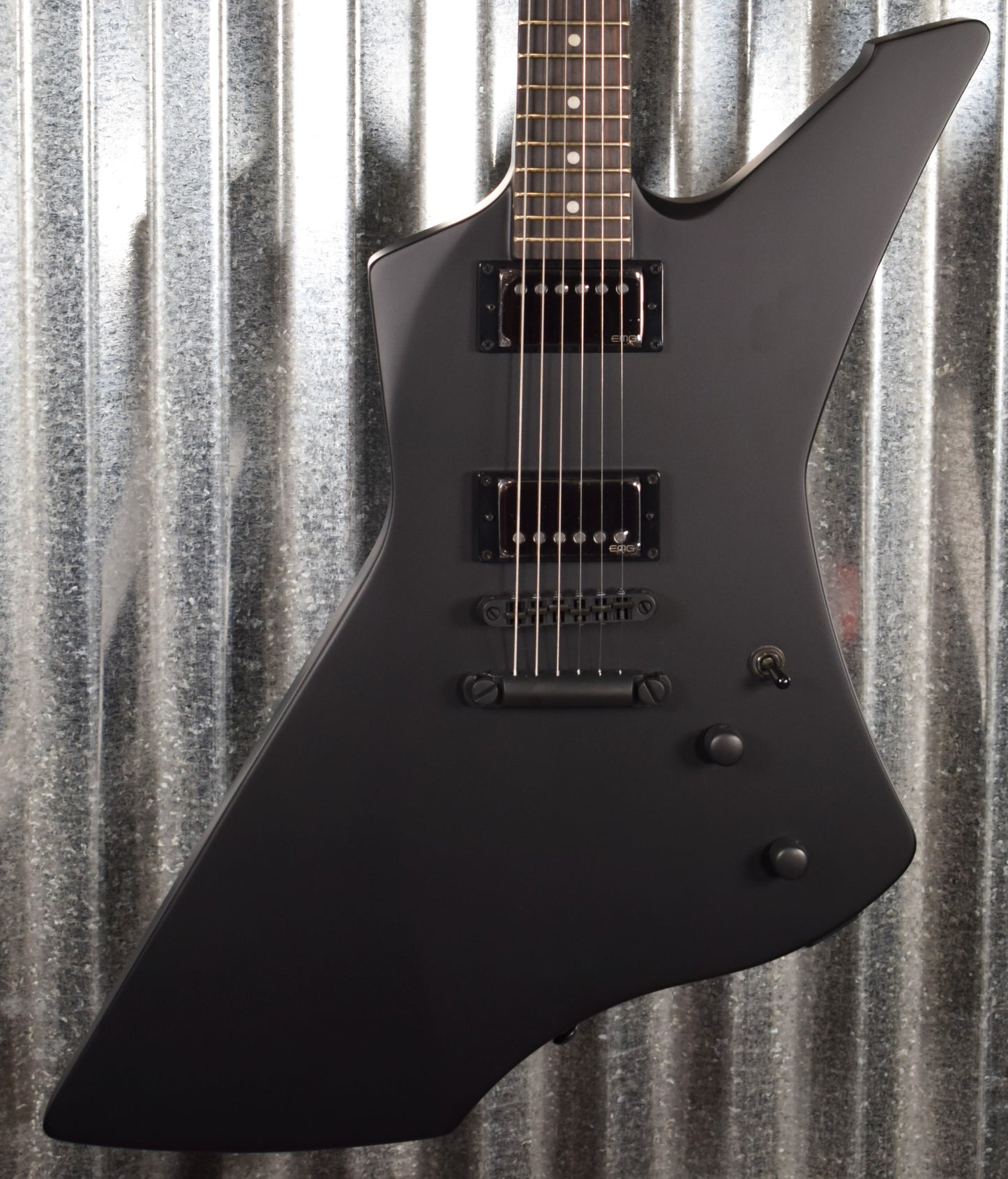 ESP LTD James Hetfield Snakebyte Black Satin EMG Guitar & Case LSNAKEBYTEBLKS #0939 B Stock
