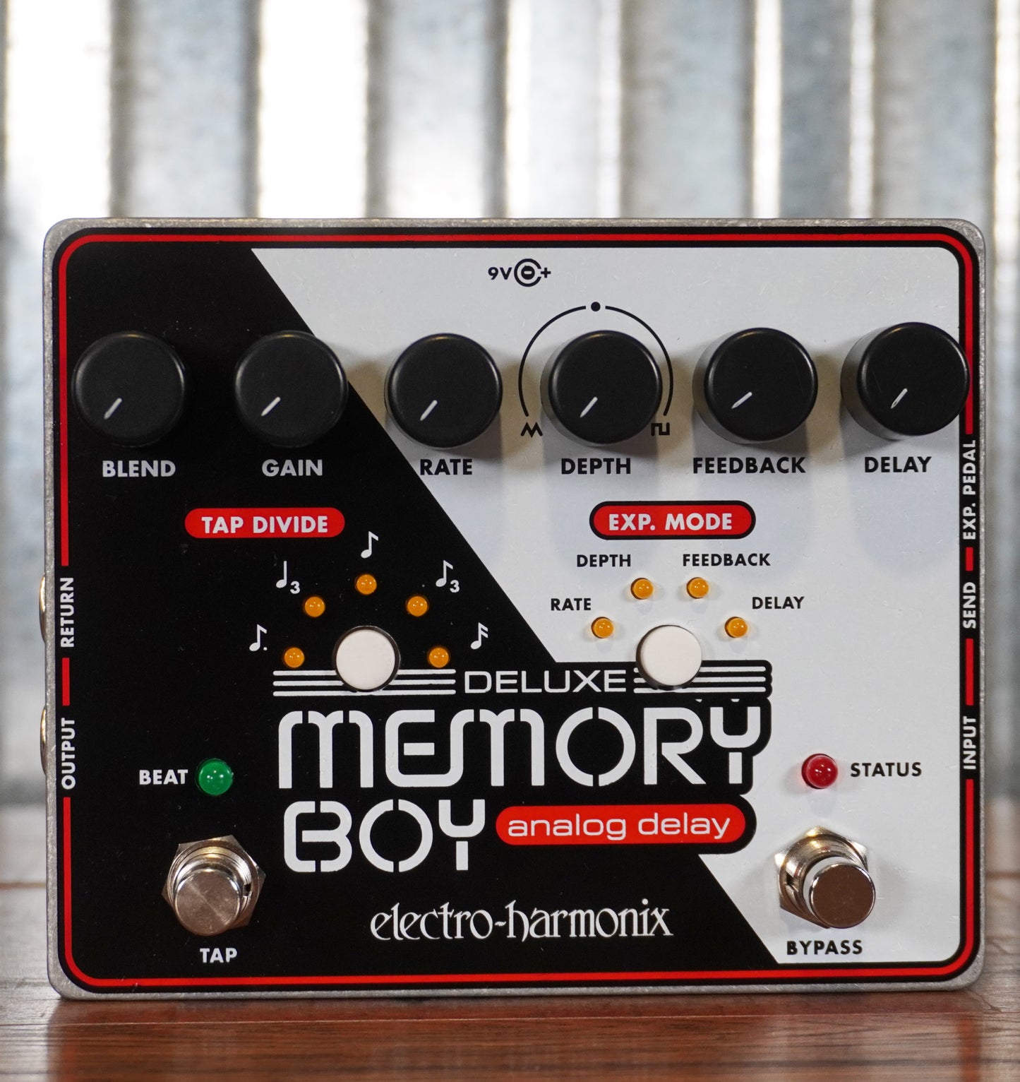 Electro-Harmonix EHX Deluxe Memory Boy Analog Delay Guitar Effect Pedal