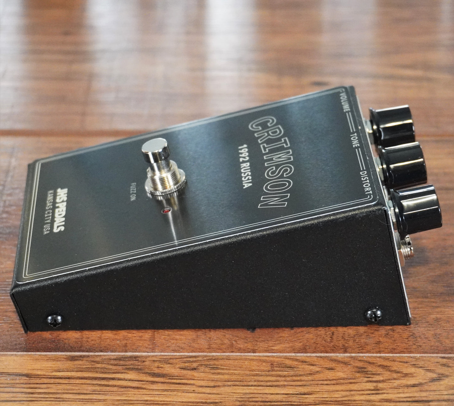 JHS Pedals Crimson Fuzz Guitar Effect Pedal Demo