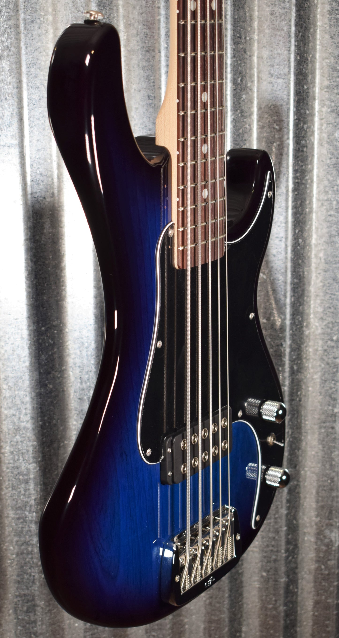 G&L USA Kiloton 5 String Bass Blueburst & Case 2020 #0174