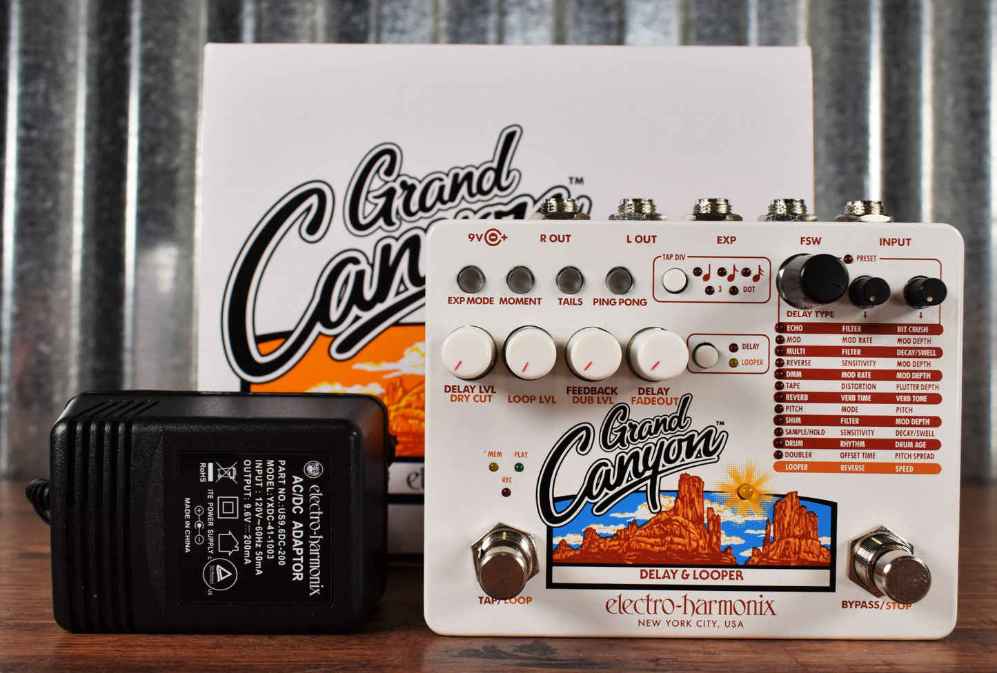 Electro-Harmonix EHX Grand Canyon Delay & Looper Guitar Effect Pedal