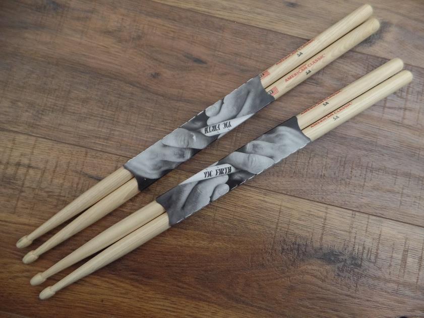 Vic Firth 5A American Classic Hickory Wood Tip Drum Sticks 2 Pair *