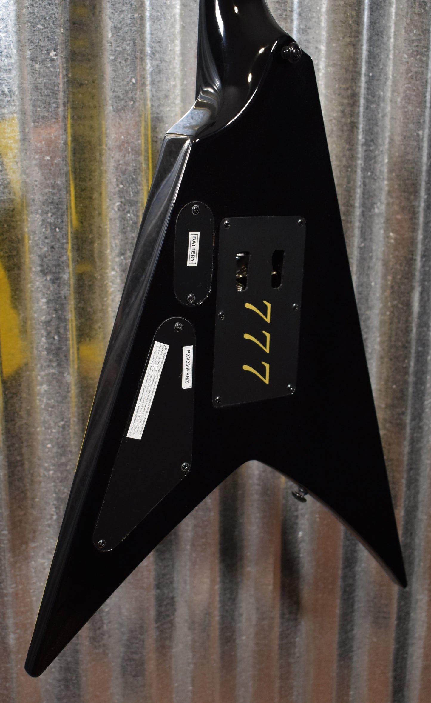 Washburn Parallax V260FR Michael Sweet V Black Yellow Stryper Guitar & Bag #0489