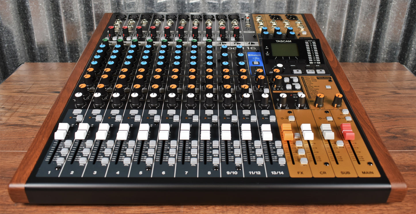 Tascam Model 16 Mixer USB Audio Interface Recorder Controller B Stock