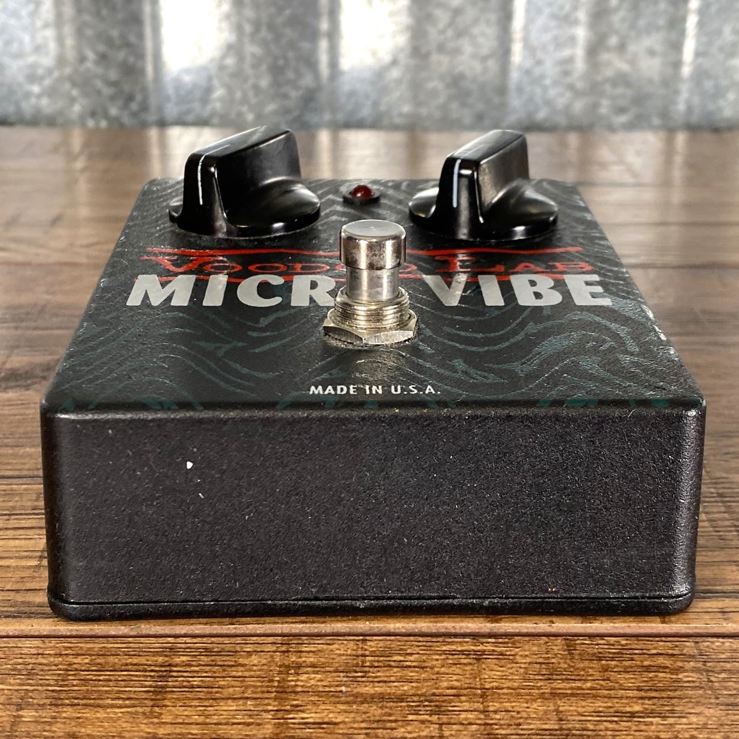 Voodoo Lab Micro Vibe Vibrato Guitar Effect Pedal Used