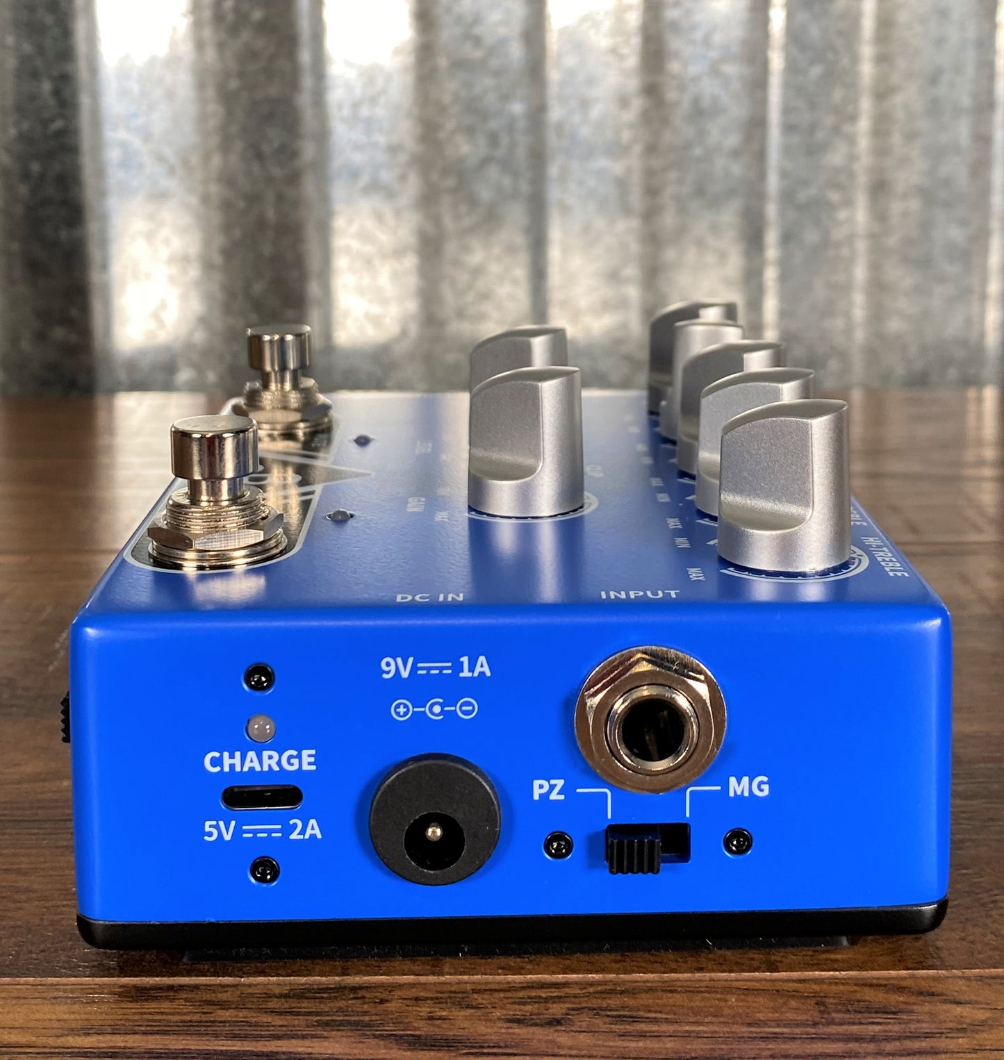 Phil Jones Bass PE-5 5 Band EQ Pre-Amp, Direct Box, & Signal Booster Effect Pedal