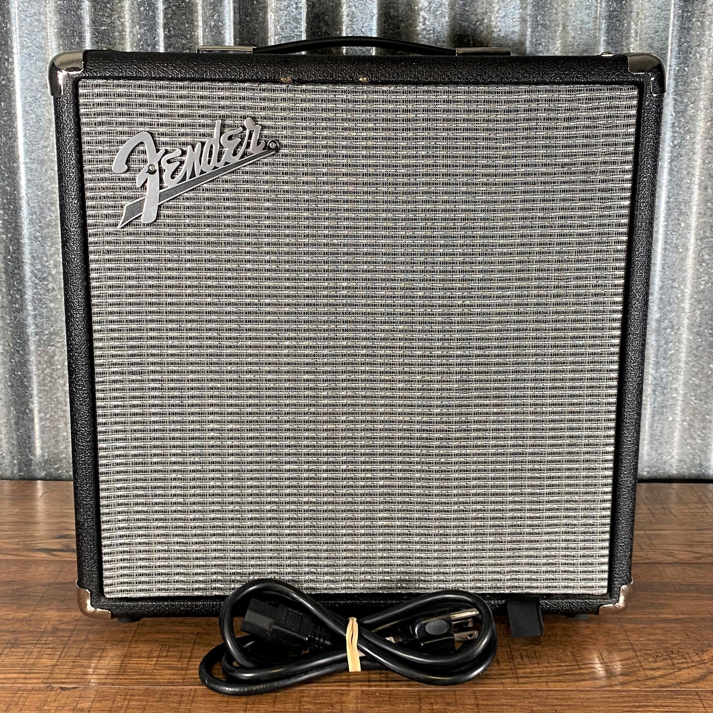 Fender Rumble 25 Watt 1x8" Bass Amplifier Combo Used