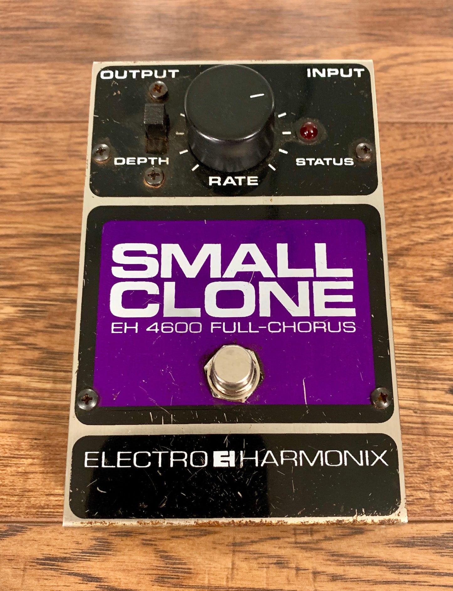 Electro-Harmonix EHX Small Clone Analog Chorus Guitar Effect Pedal Used