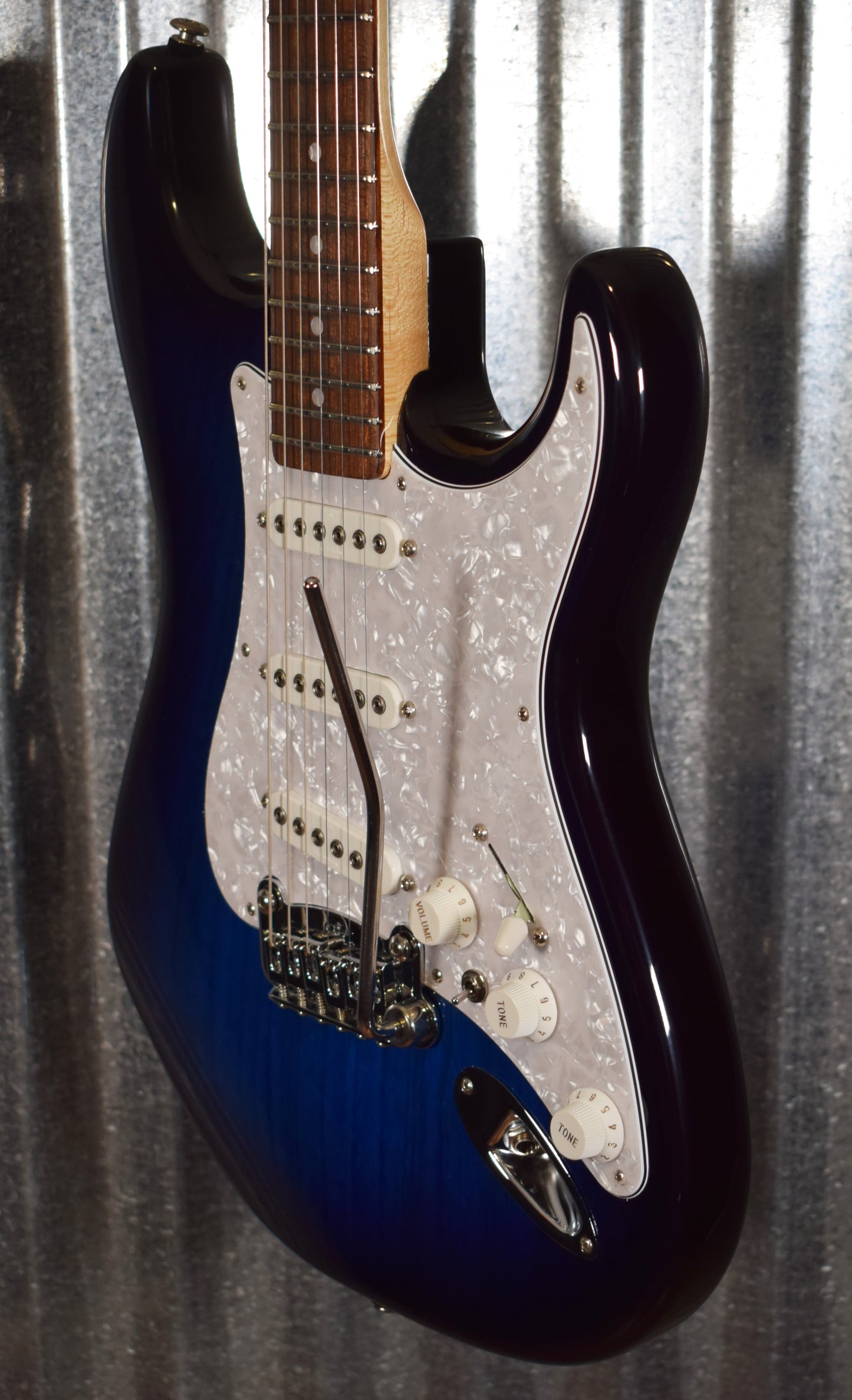 G&L USA Fullerton Deluxe S-500 Blueburst Guitar & Case S500 #5055