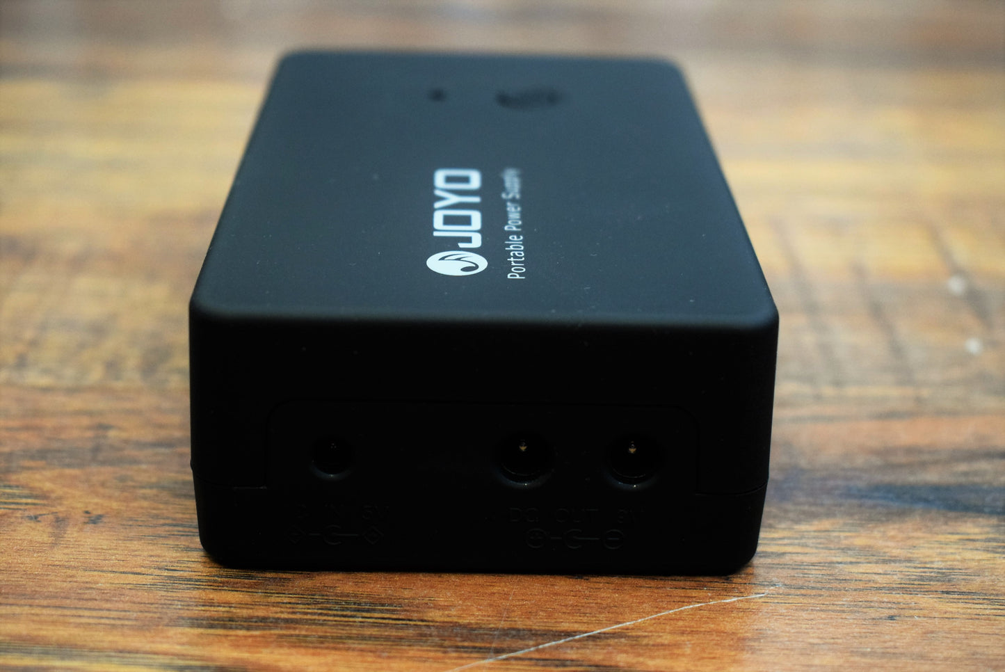 Joyo JMP-01 Portable Power Supply Rechargeable Pedalboard Battery Demo