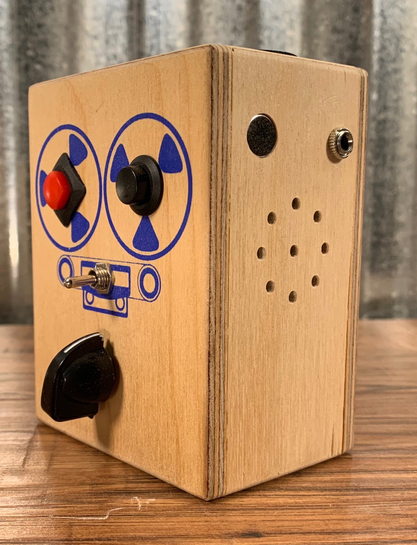 Brandnewnoise SHAKA-KHAN Sound Percussion Shaker Sampler Looper Recorder with Pitch Control Effect Box