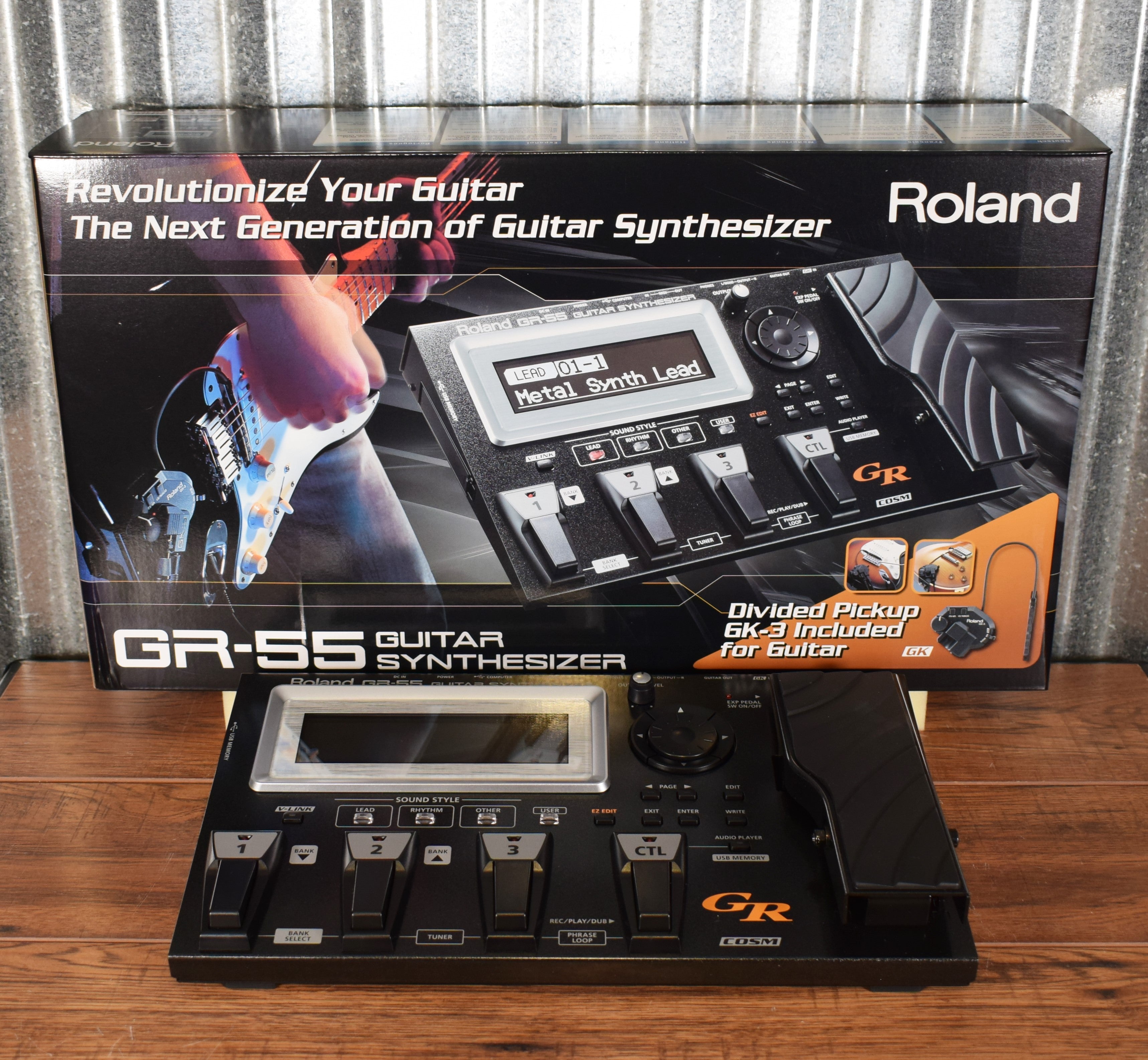 Roland GR-55 Guitar Synthesizer Effect Pedal Blue Used – Specialty