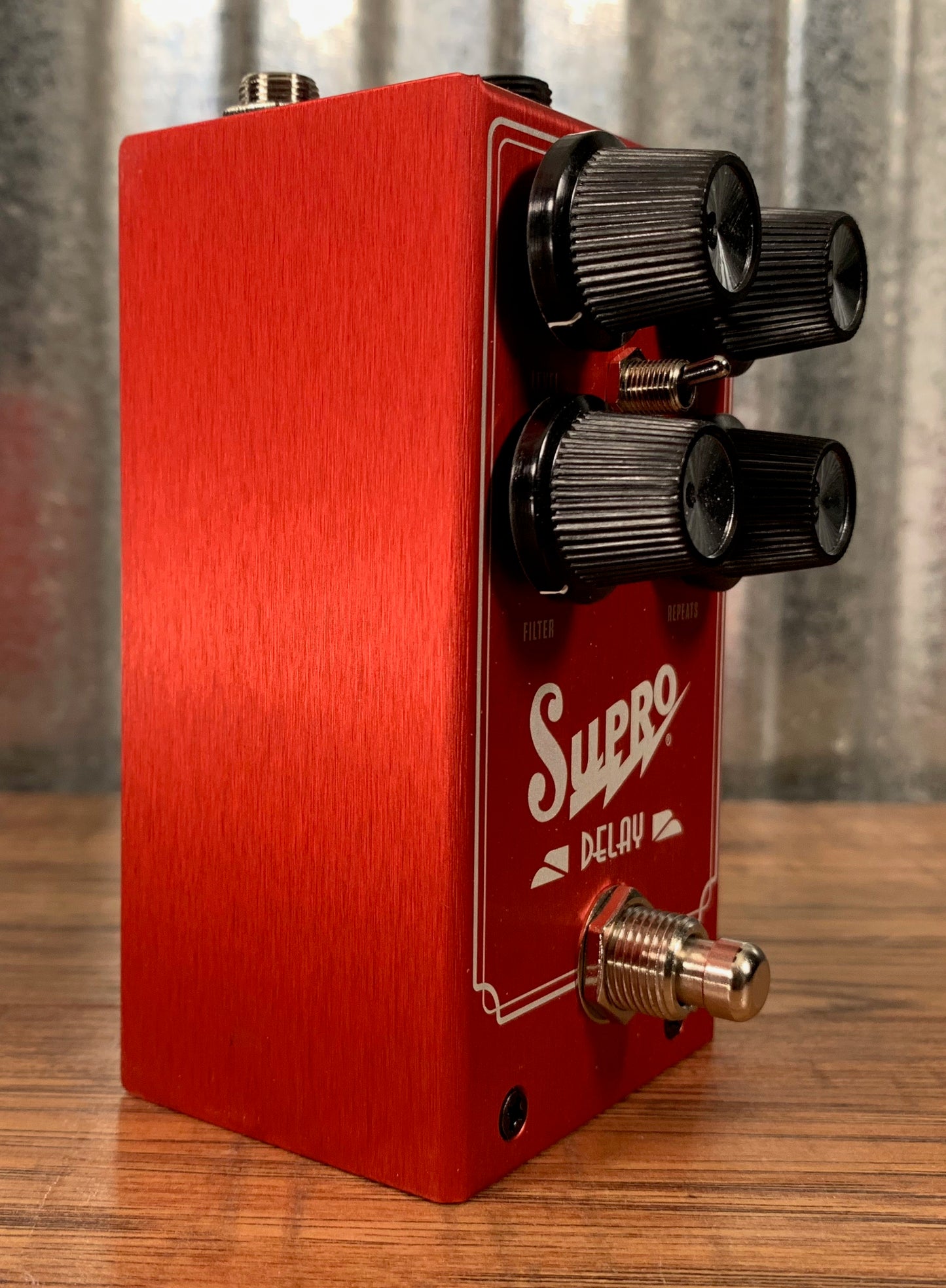 Supro 1313 Analog Delay Guitar Effect Pedal
