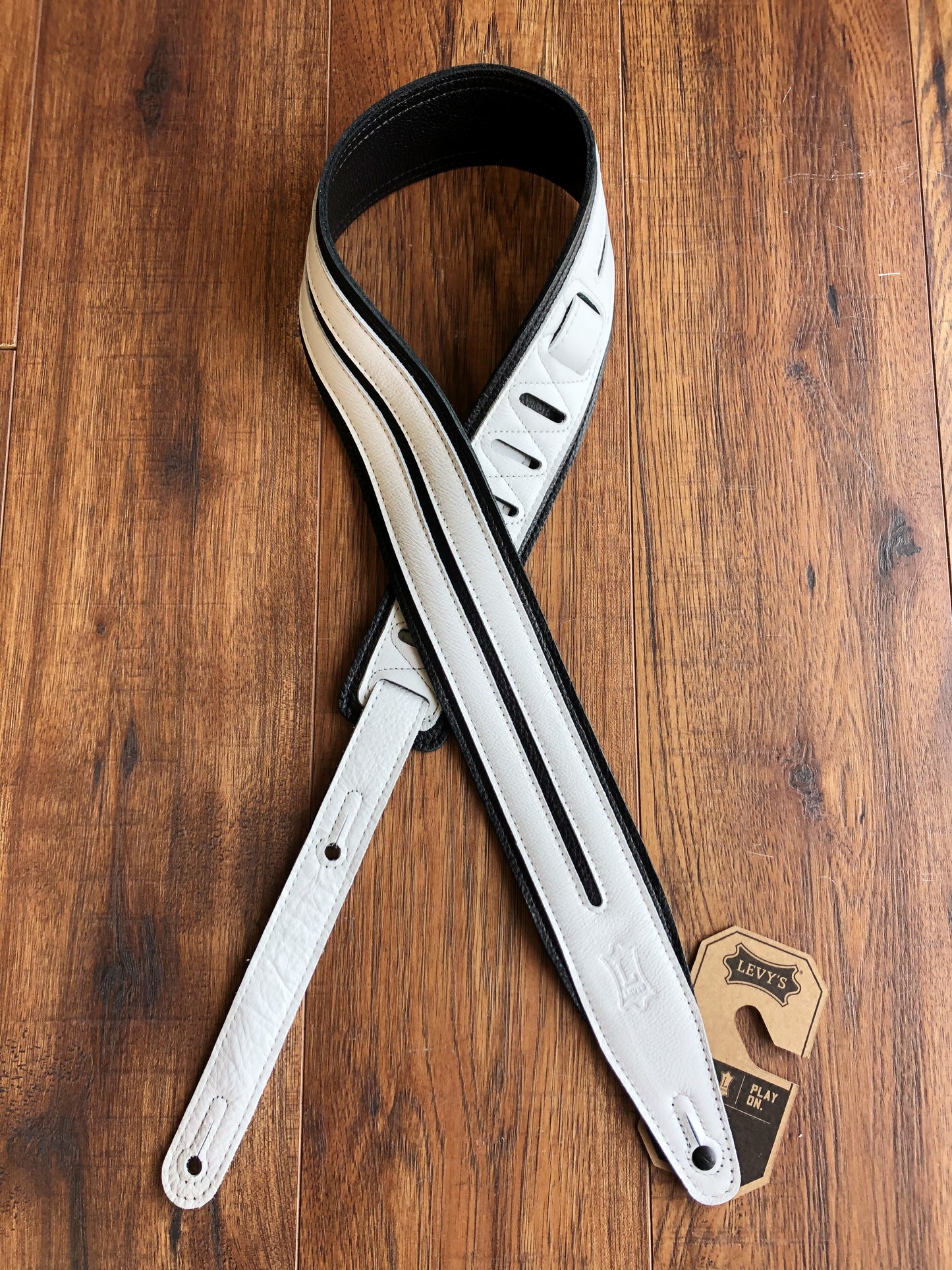 Levy's MG317DRS-BLK_WHT 2.5" Adjustable Garment Leather Guitar & Bass Strap Black