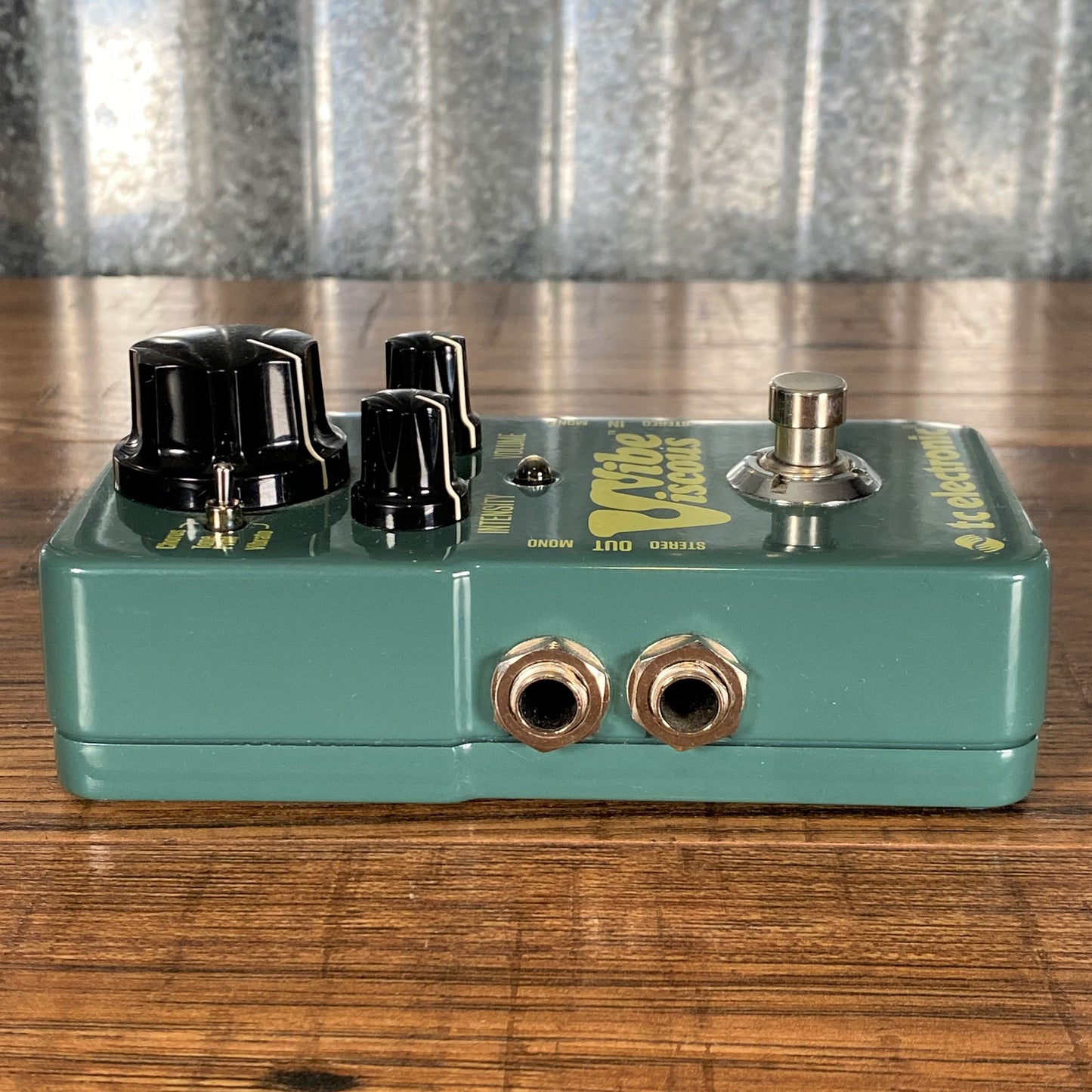 TC Electronic Viscous Vibe Uni-Vibe Tone Print Guitar Effect Pedal Used