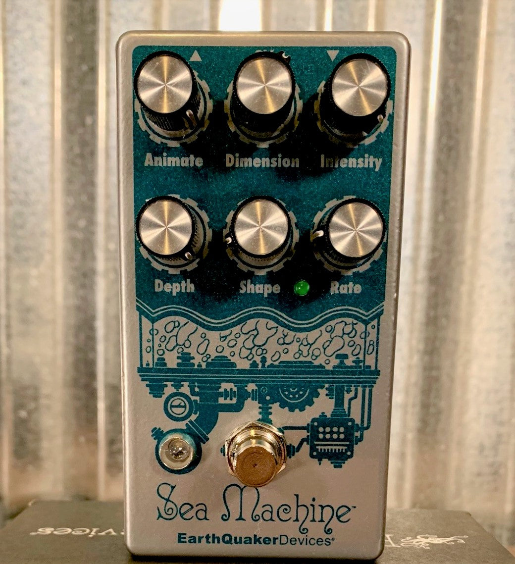 Earthquaker Devices EQD Sea Machine V3 Super Chorus Guitar Effect Pedal Demo
