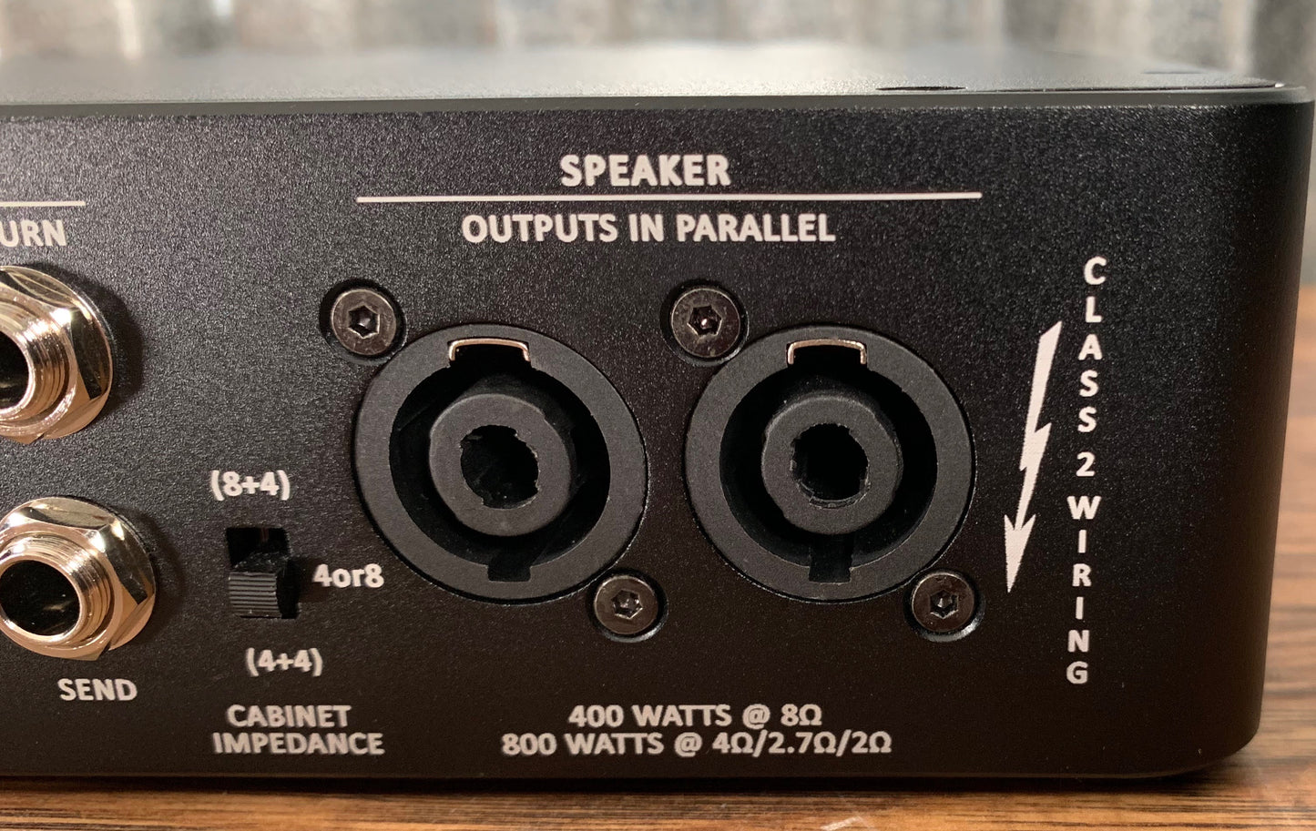 Gallien-Krueger GK Legacy 800 Watt Ultralight Bass Amplifier Head with Overdrive Demo