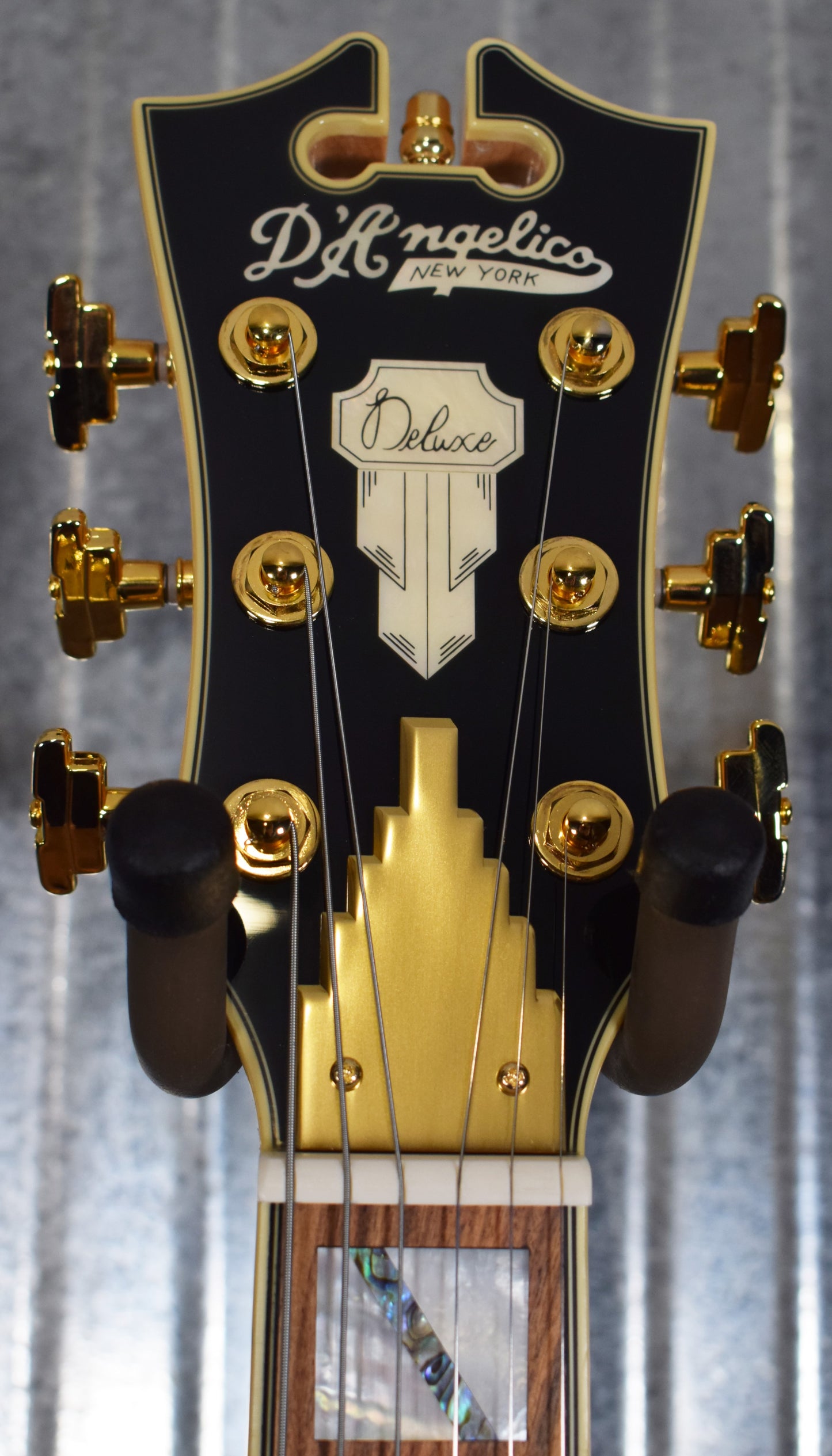 D'Angelico Deluxe Bedford Offset Natural Guitar & Case #1677
