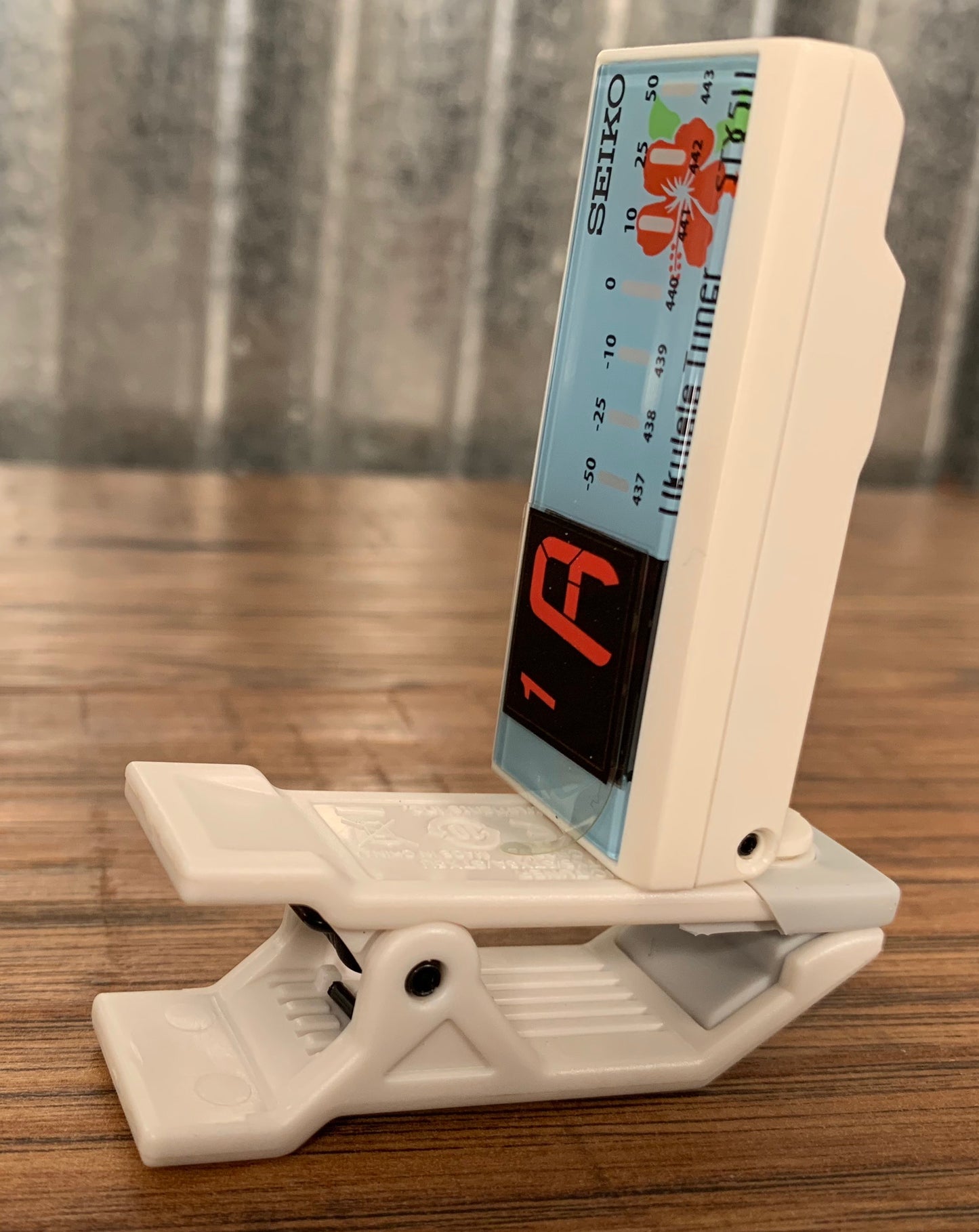 Seiko STX5UWE Clip On Digital LED Ukulele Tuner White
