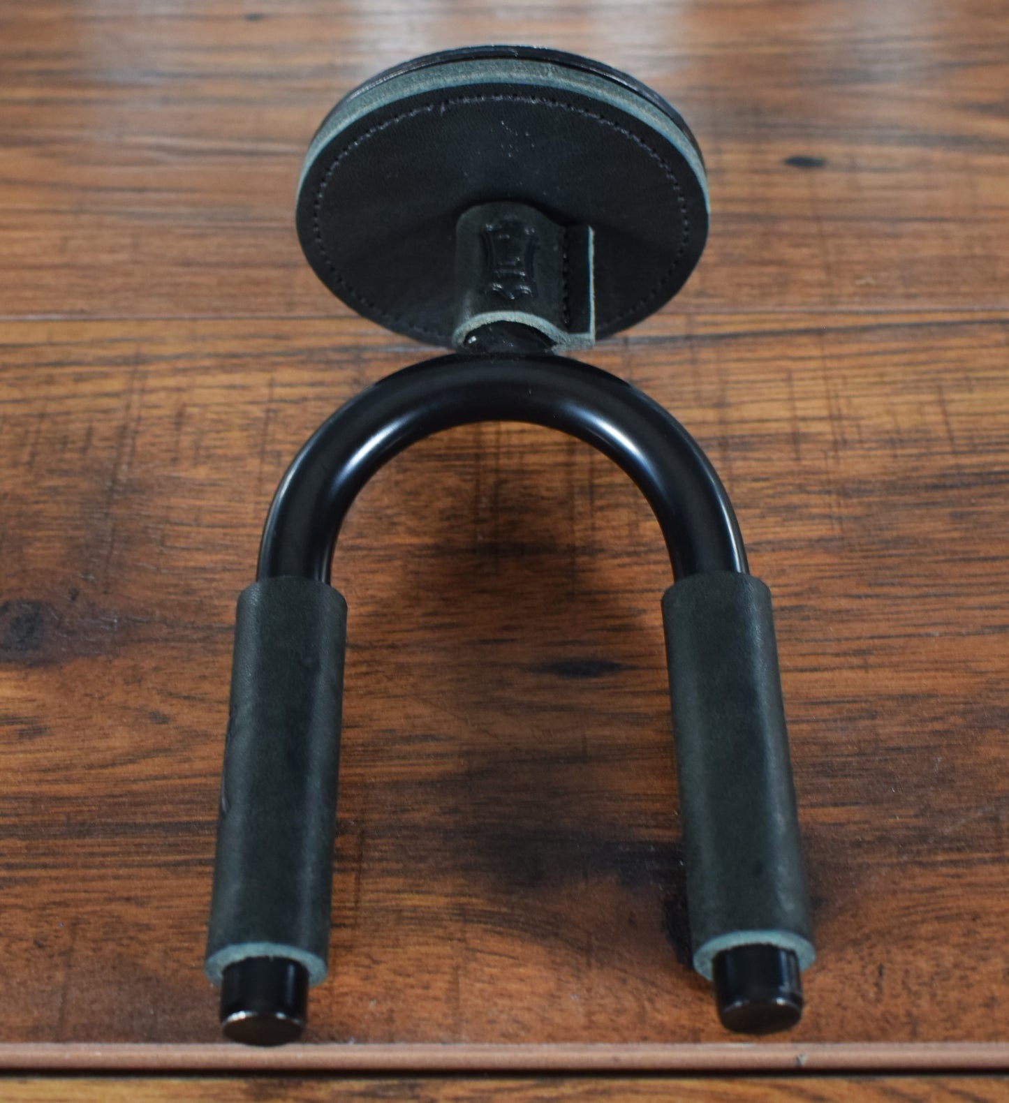 Levy's LVY-FGHNGR-BKBK Guitar Wall Hanger Black Black Leather
