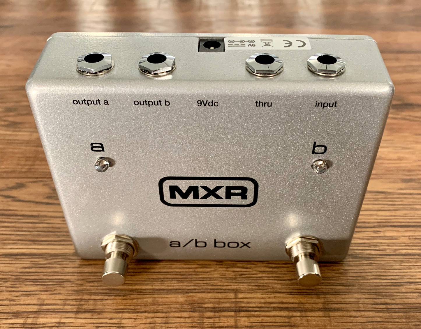 Dunlop MXR M196 A/B Box Switcher Guitar Effect Pedal
