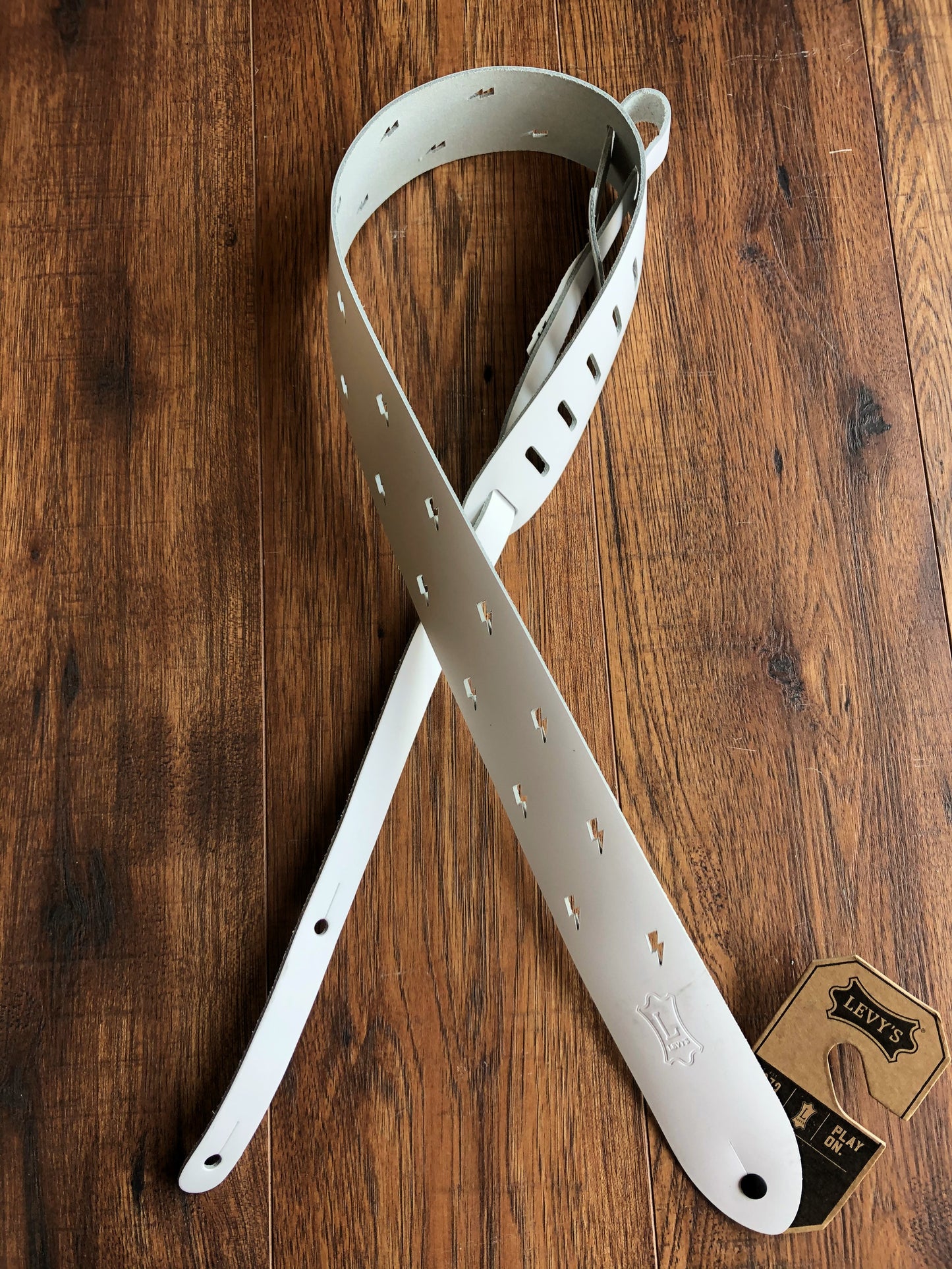 Levy's M12LBC-WHT 2" Adjustable Leather Guitar & Bass Strap White Lightning