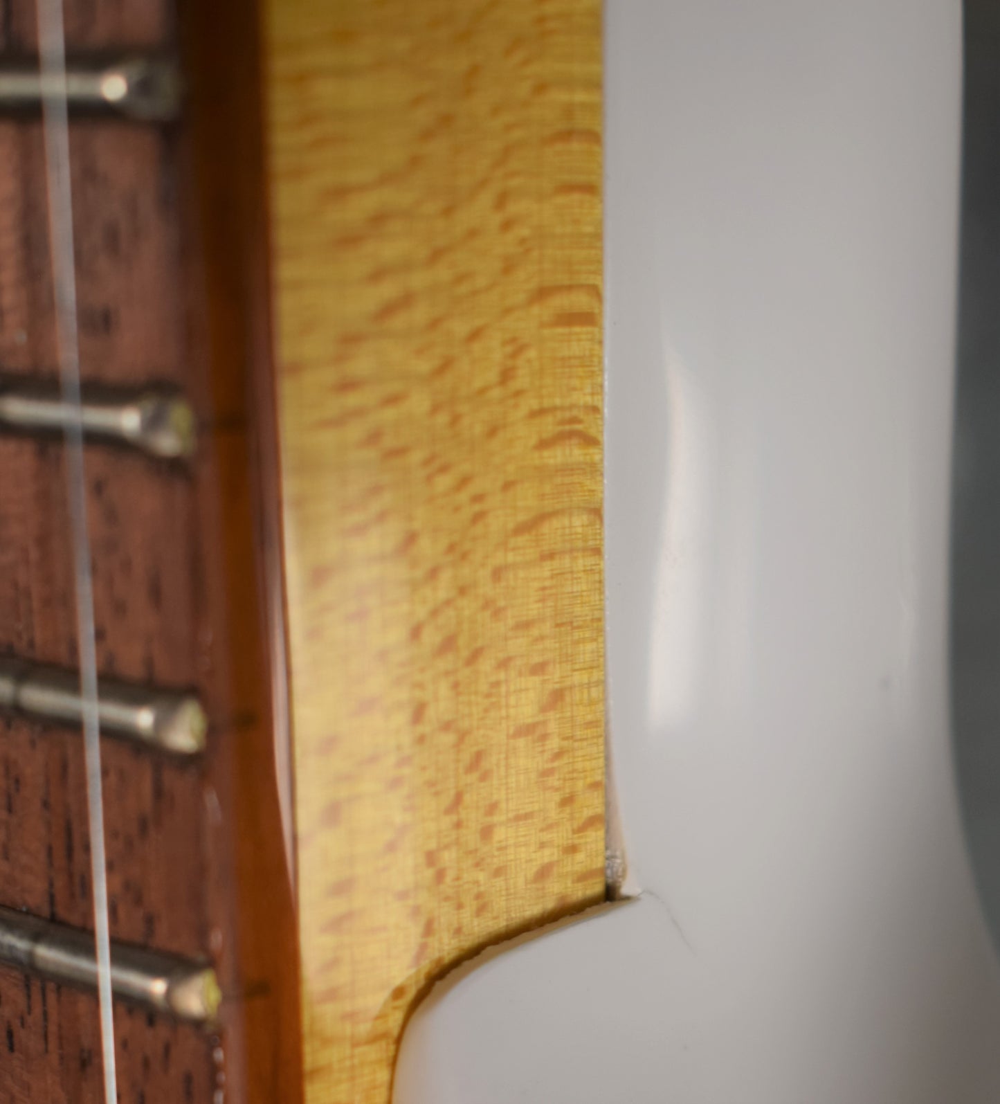 G&L Tribute Fallout Alpine White Guitar #0514 B Stock