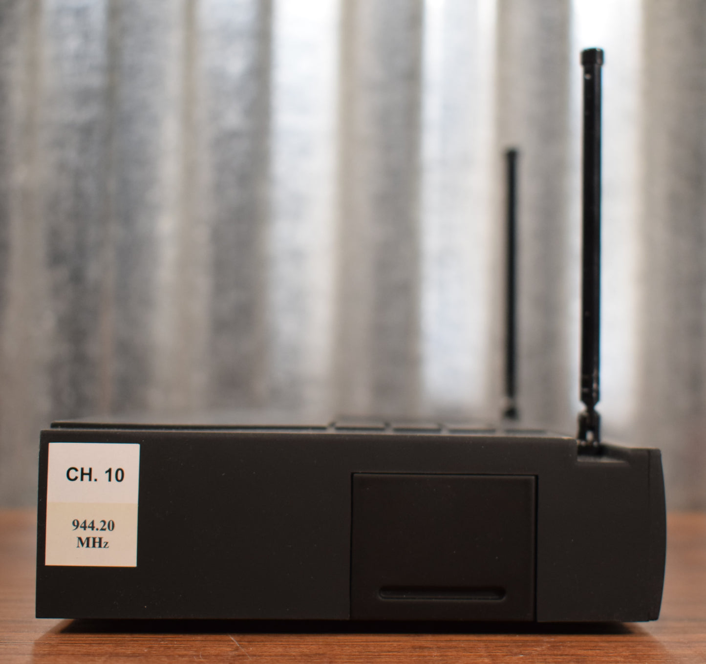 Nady Systems UHF-4 High Band Professional Wireless System Used