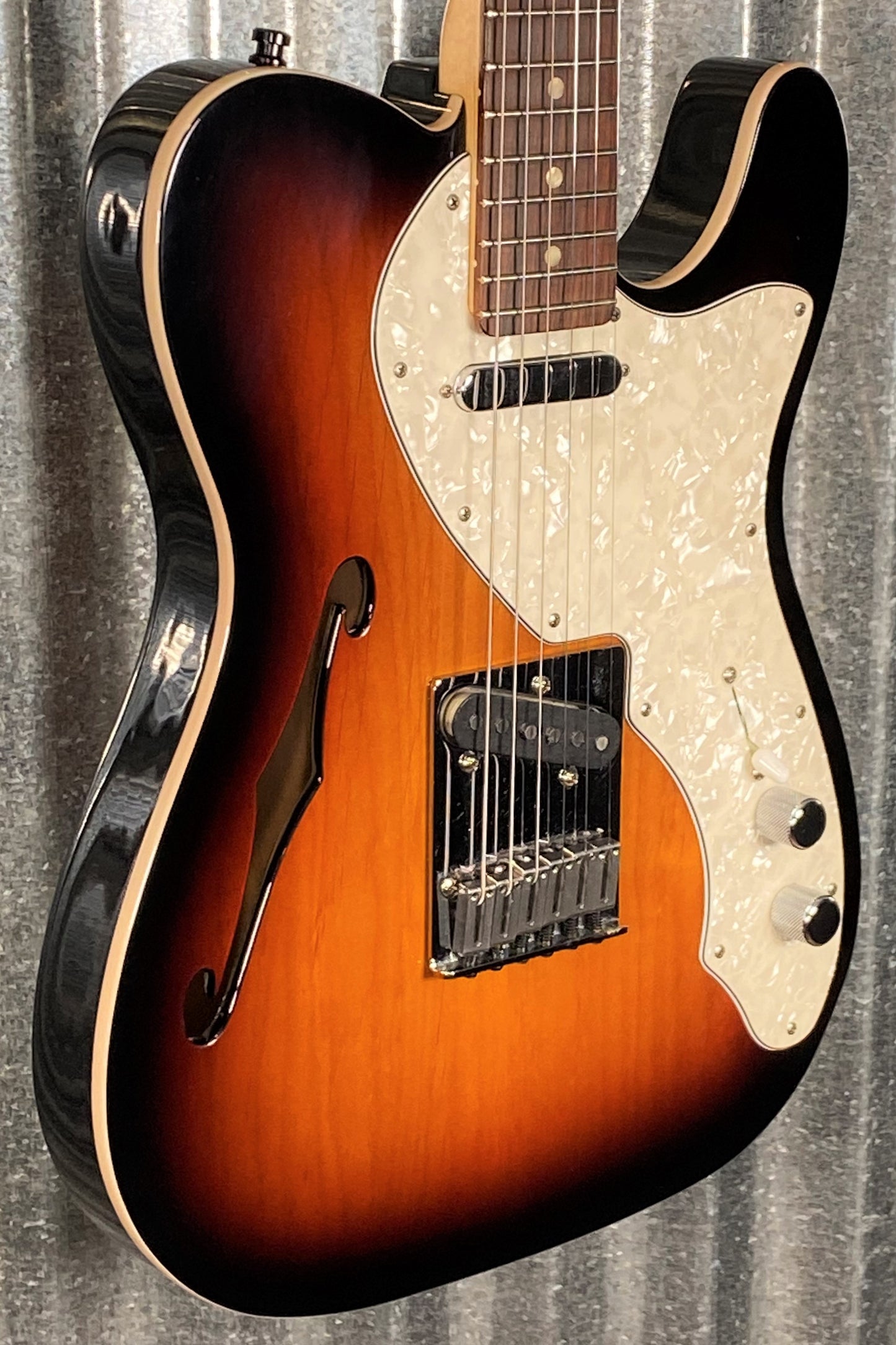 Fender Deluxe Thinline Semi Hollow 3 Tone Sunburst Guitar #6286 Used