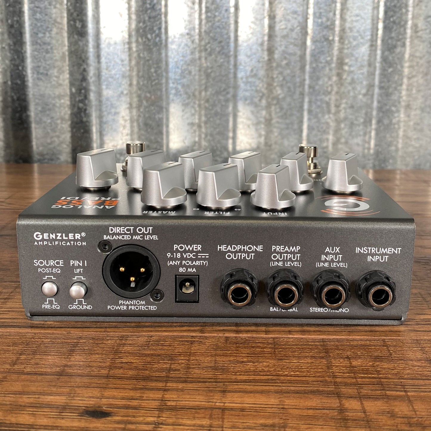 Genzler Amplification Magellan Pre Preamp Direct Out EQ Bass Effect Pedal
