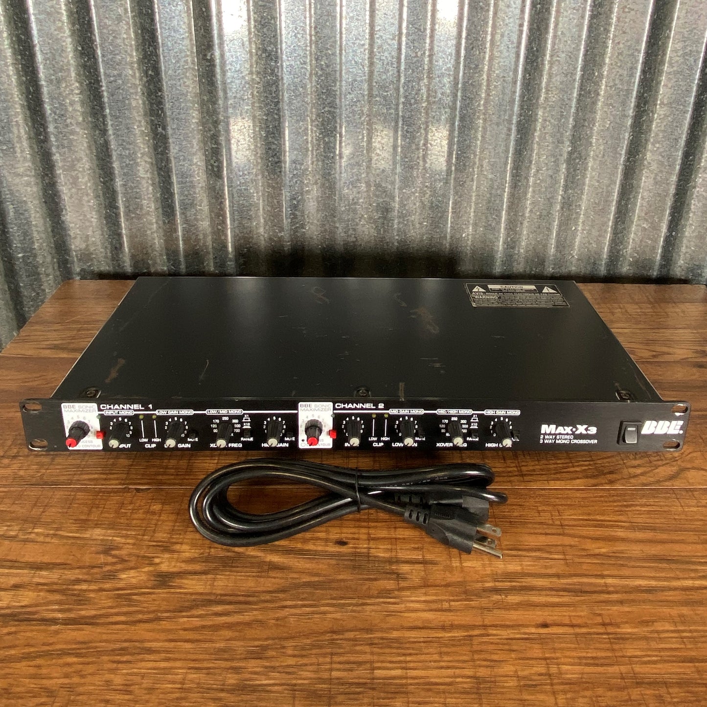 BBE Sound MAX-X3 2 Way Stereo 3 Way Mono Crossover & Sonic Maximizer Used