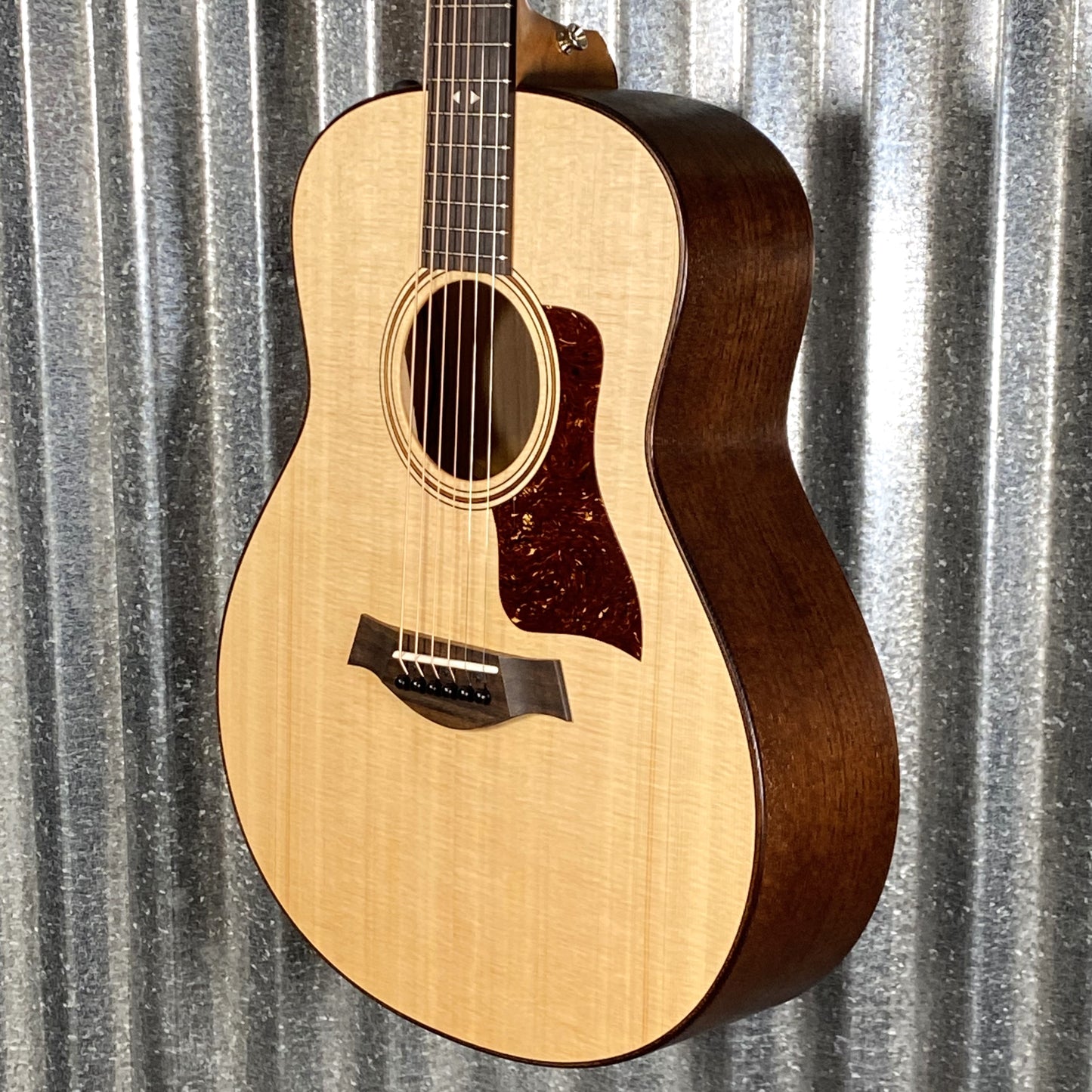 Taylor GTe Urban Ash Sitka Spruce Natural Acoustic Electric Guitar & Bag #1024 Used