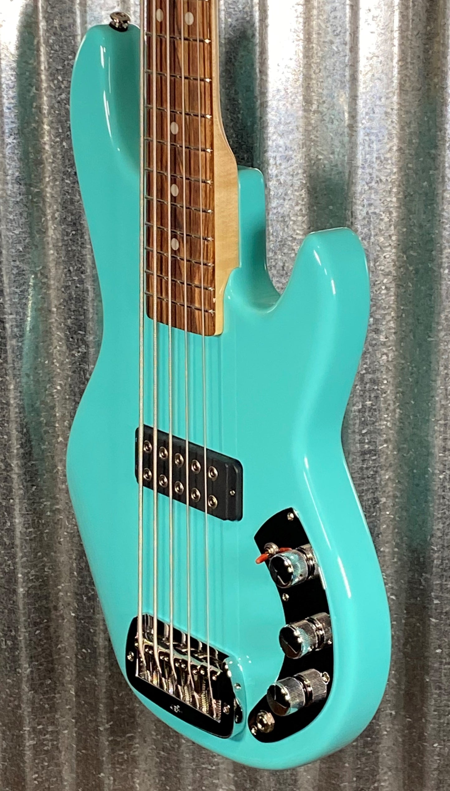 G&L USA L-1000 S750 5 String Turquoise Bass & Case #6478